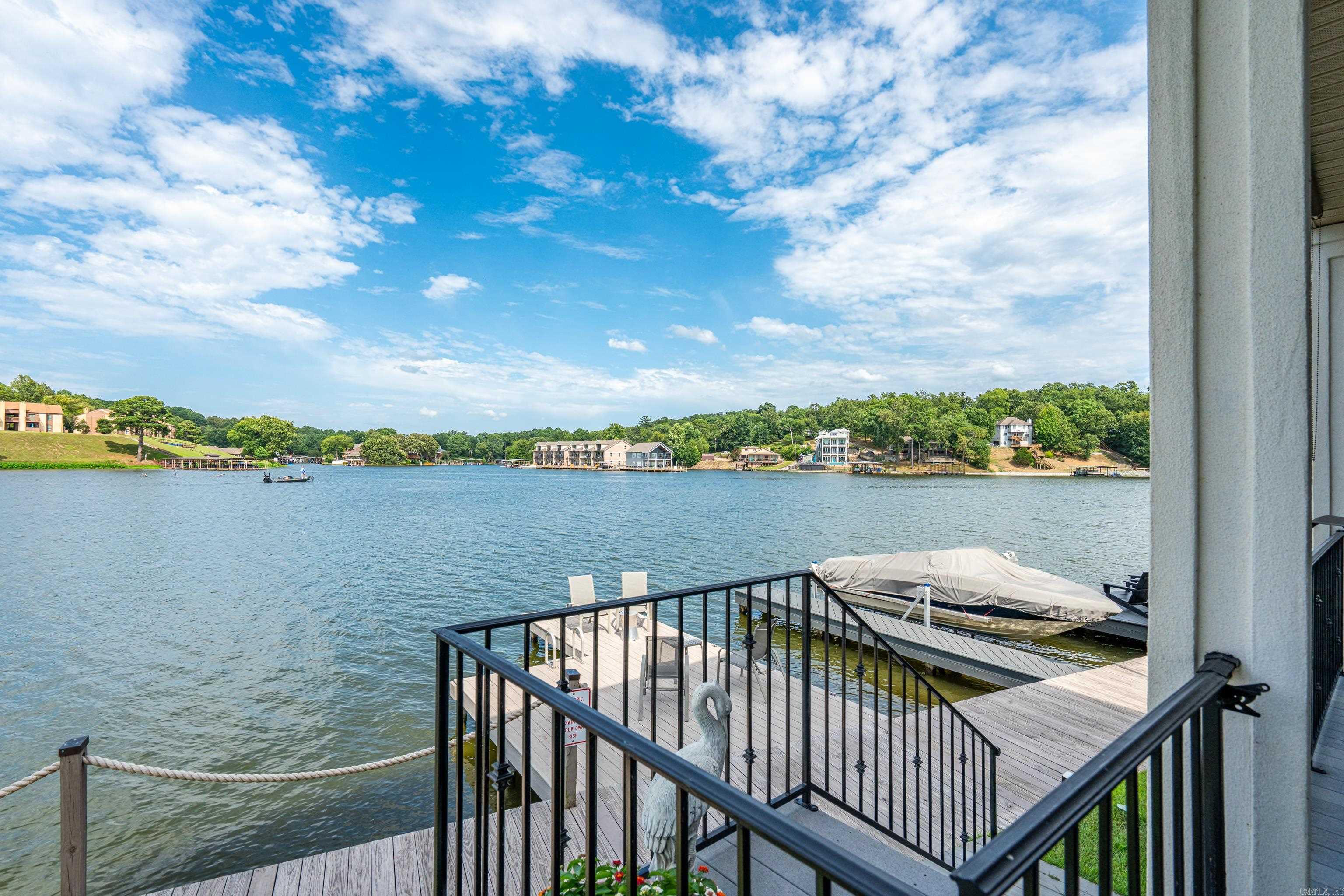 LIGHTHOUSE COVE - Residential