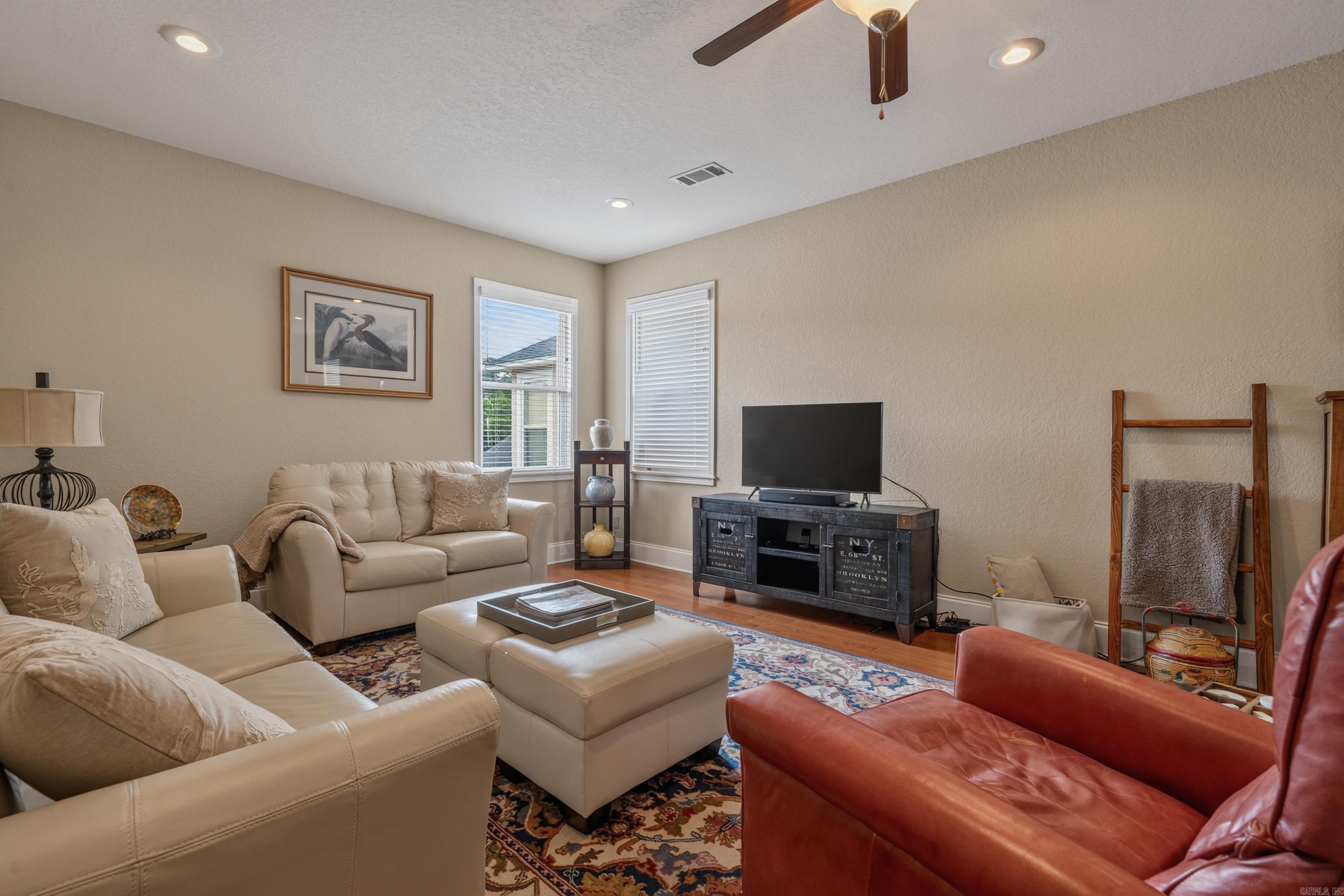 LIGHTHOUSE COVE - Residential