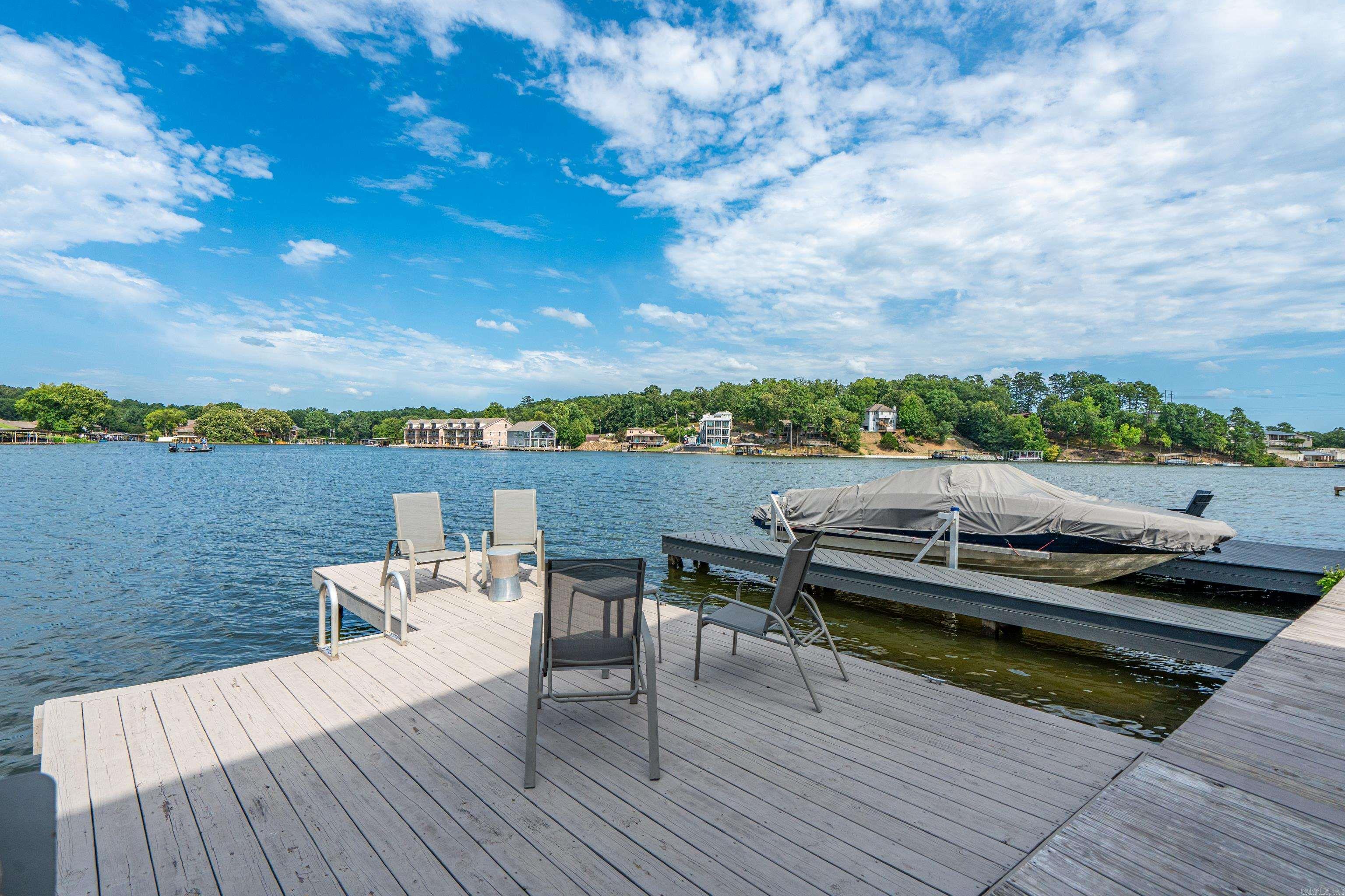 LIGHTHOUSE COVE - Residential
