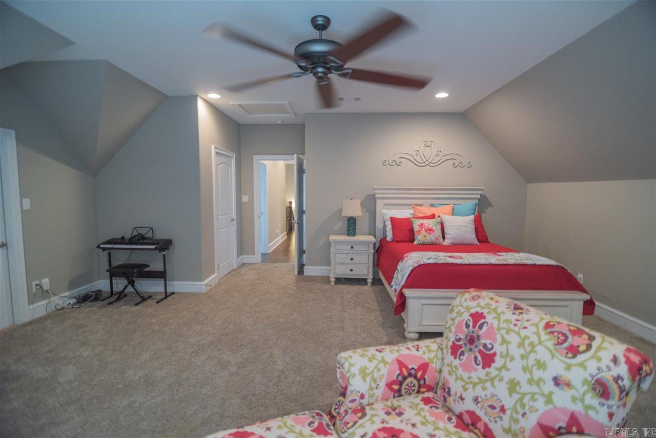 HURRICANE LAKE EST - Residential