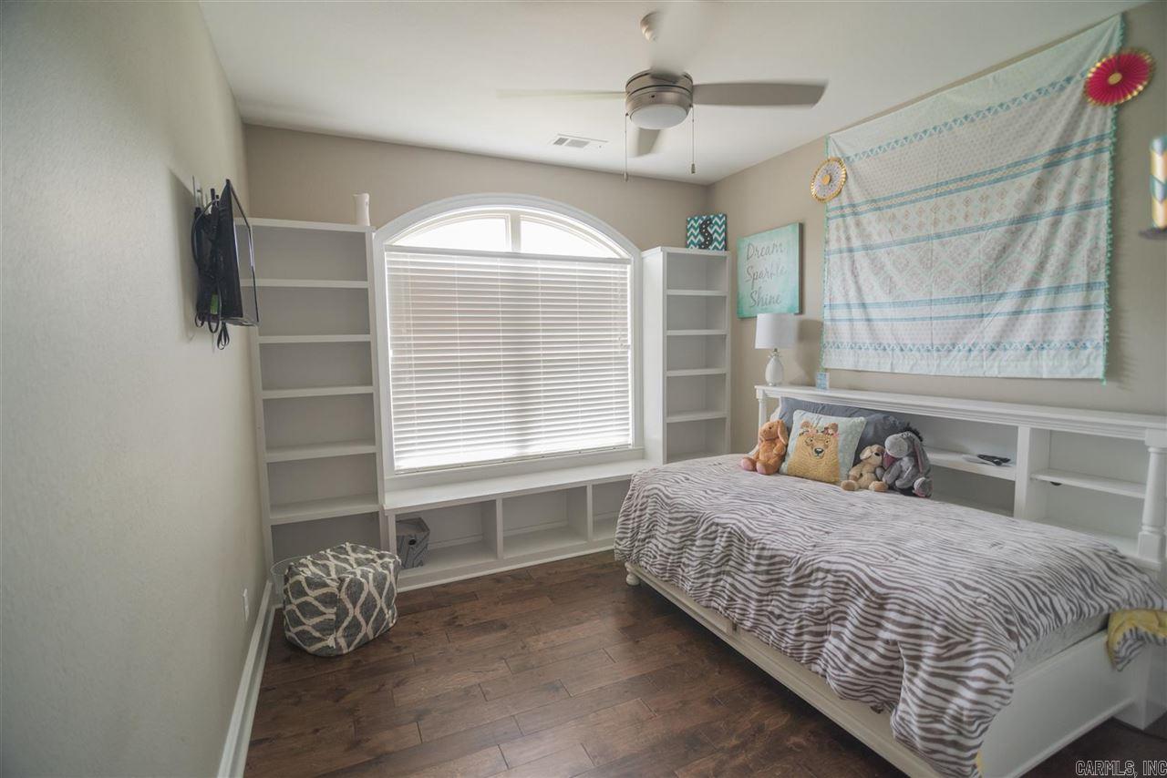 HURRICANE LAKE EST - Residential
