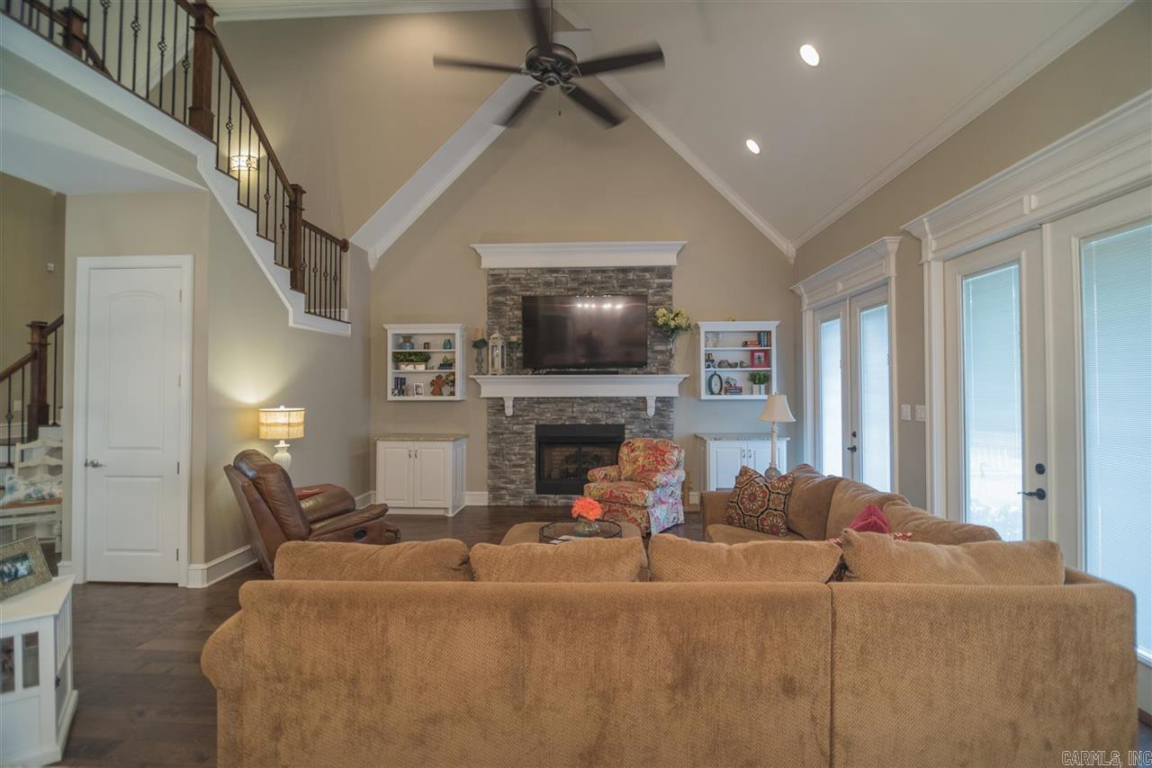 HURRICANE LAKE EST - Residential