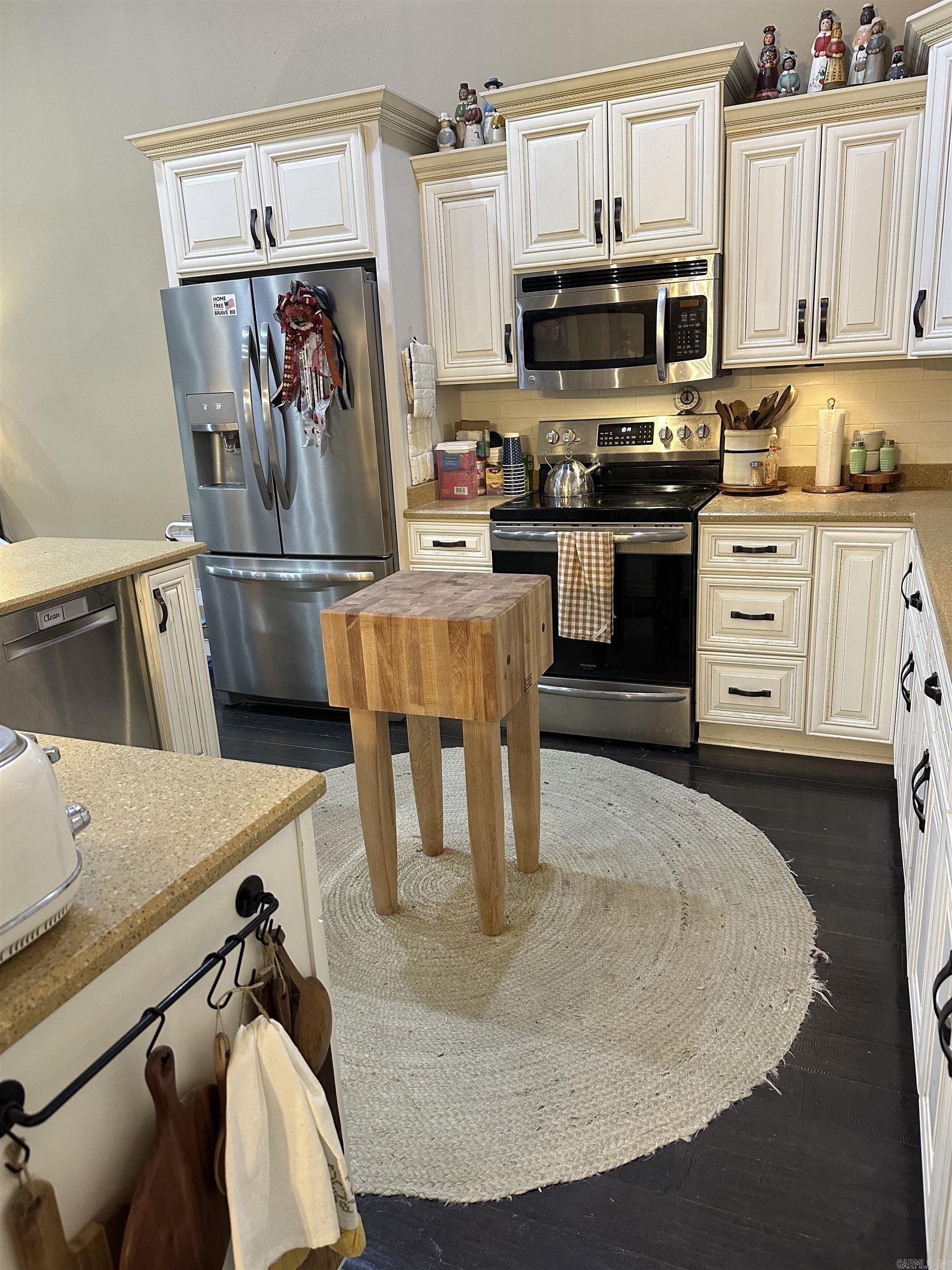 BRIDGER PLACE - Residential