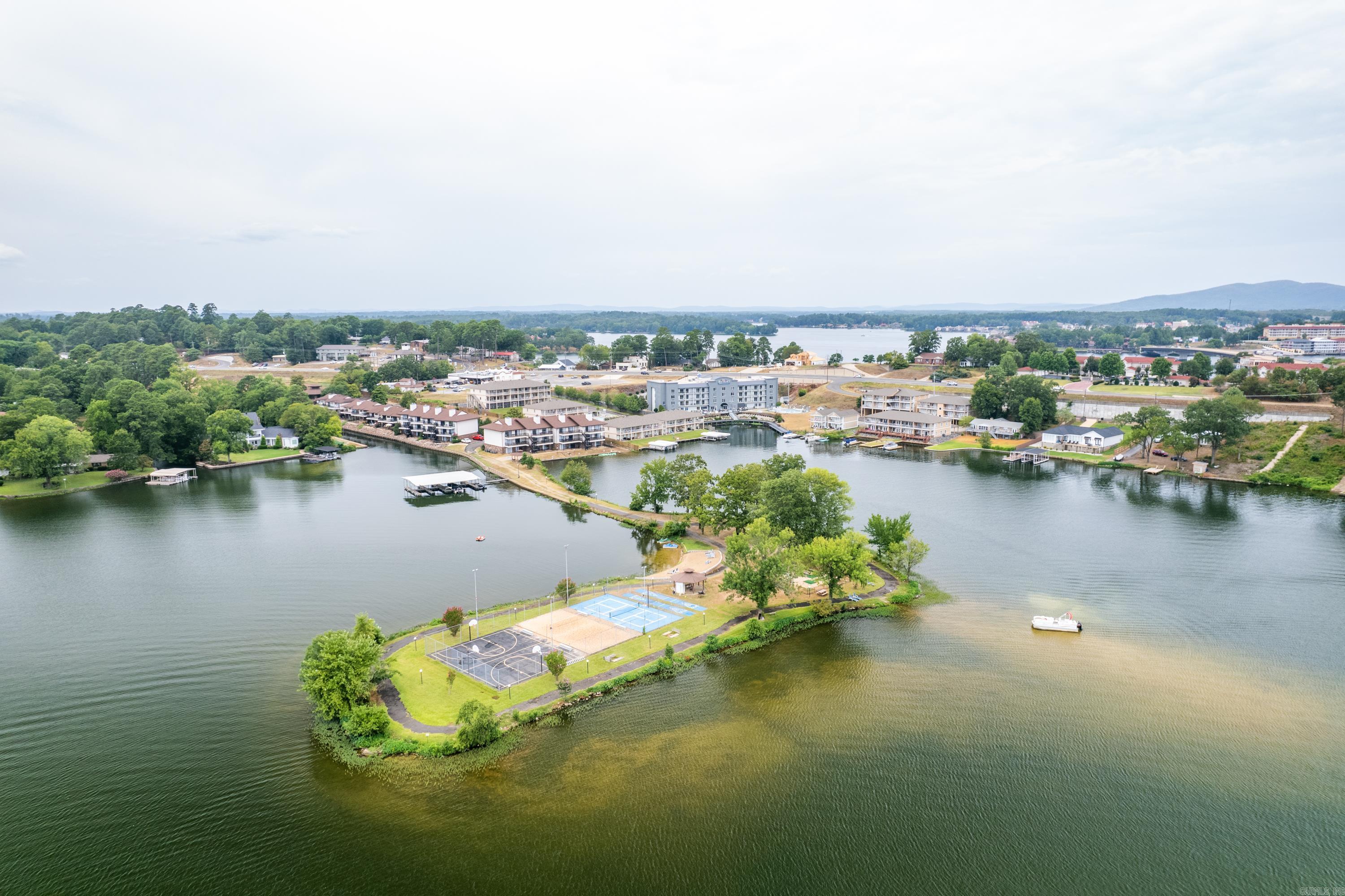 EMERALD ISLE HPR - Residential