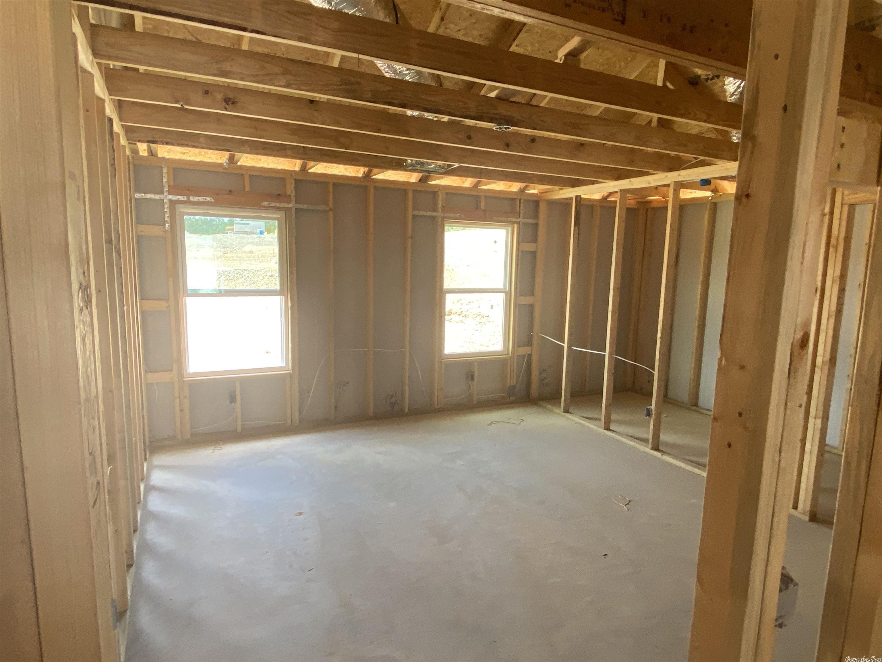 HILLDALE CROSSING - Residential