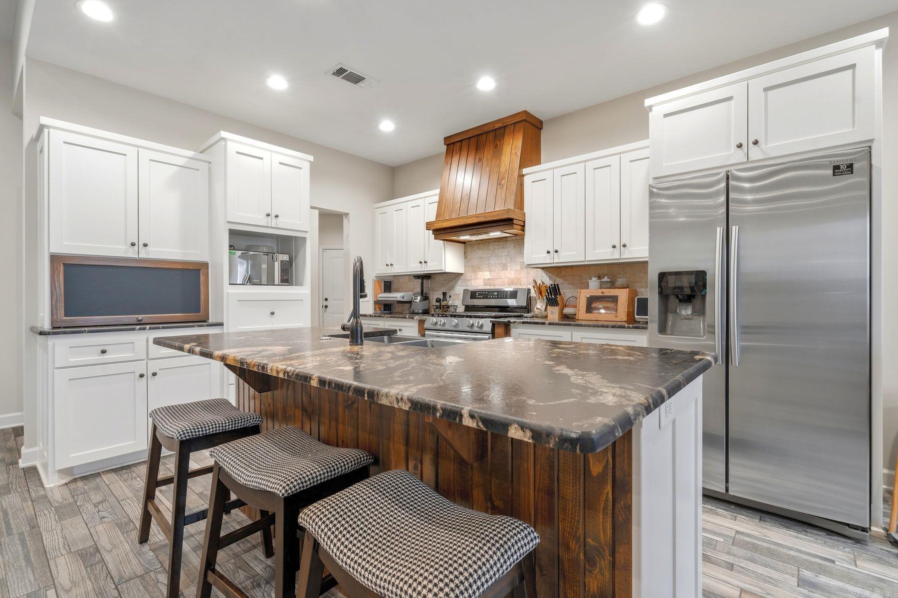 West Oak Village Phase III - Residential