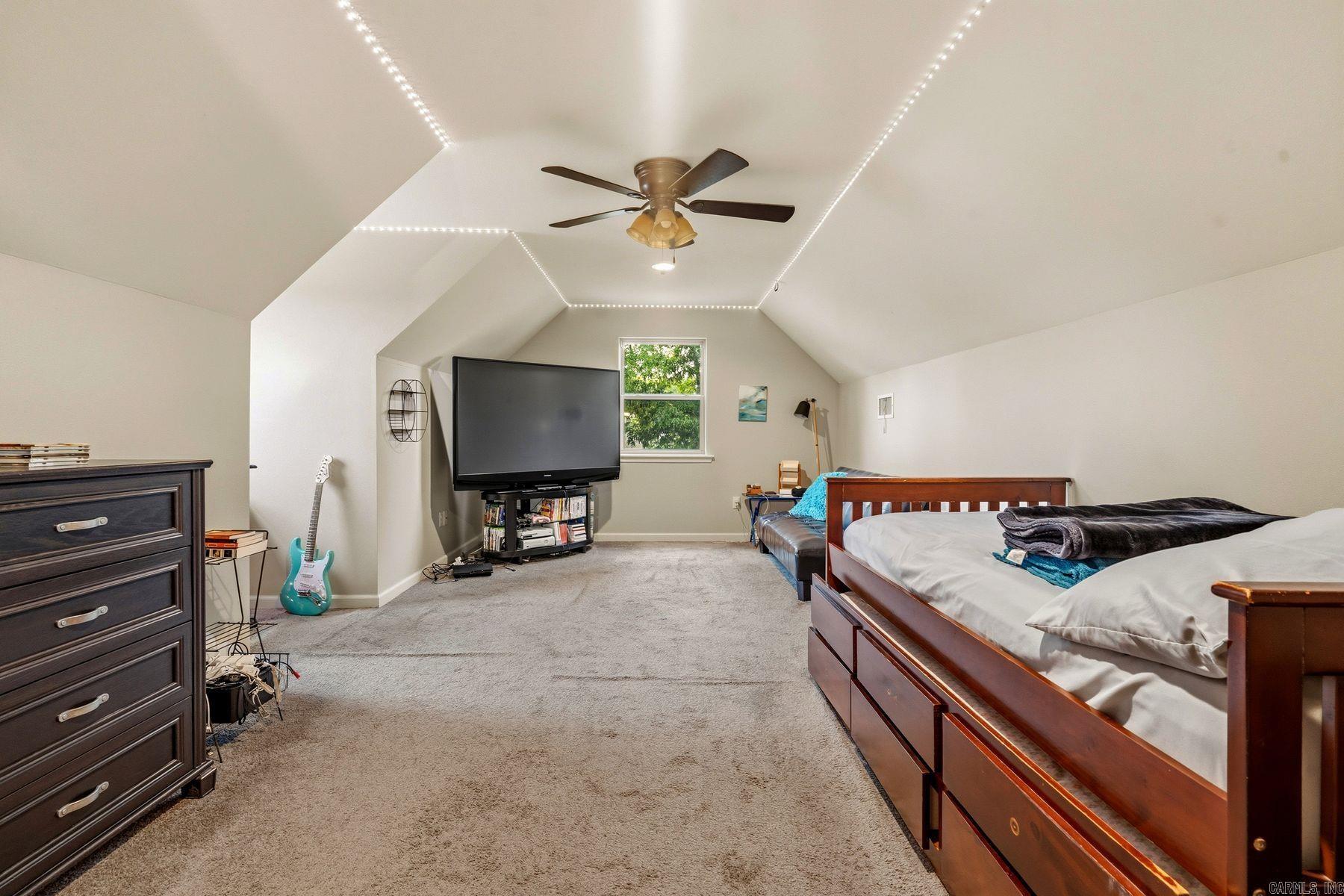 West Oak Village Phase III - Residential