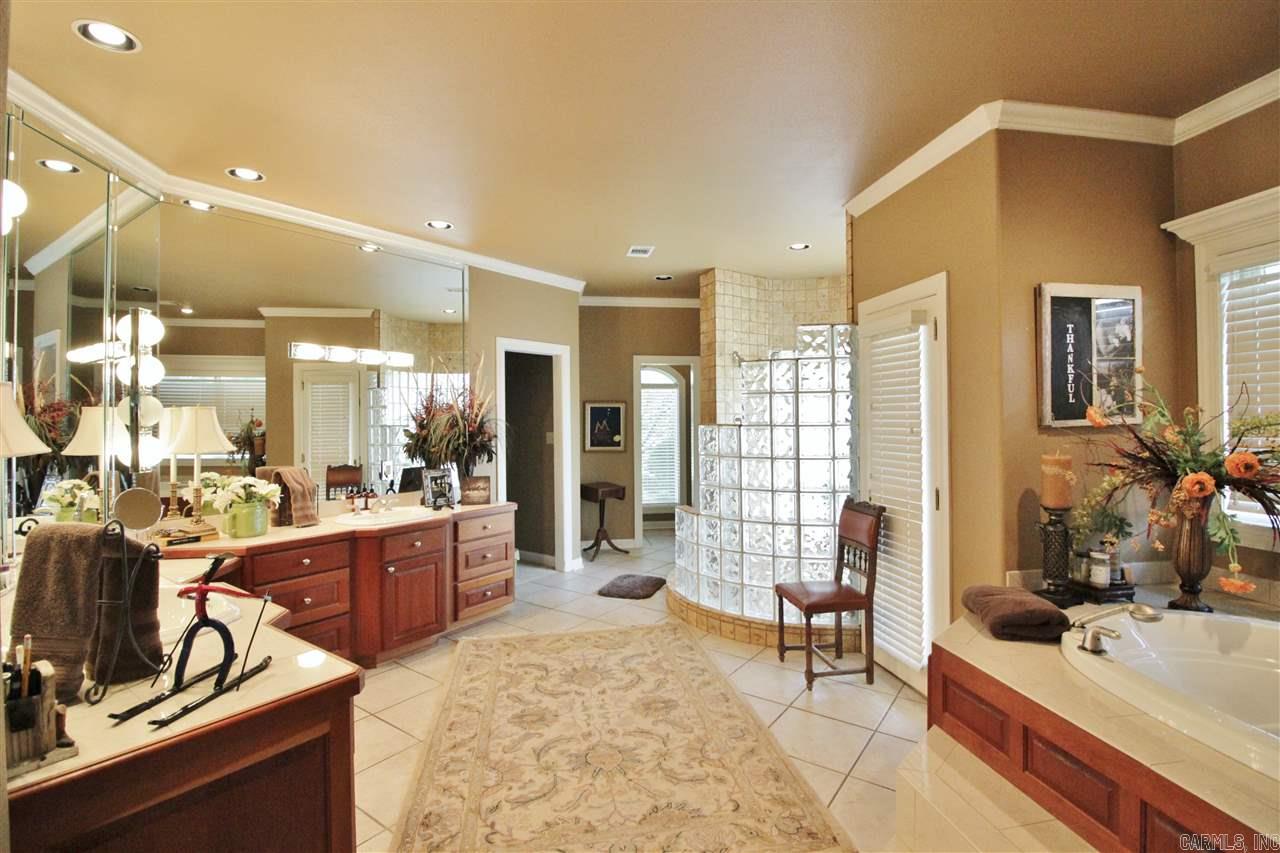 RIVER RANCH - Residential