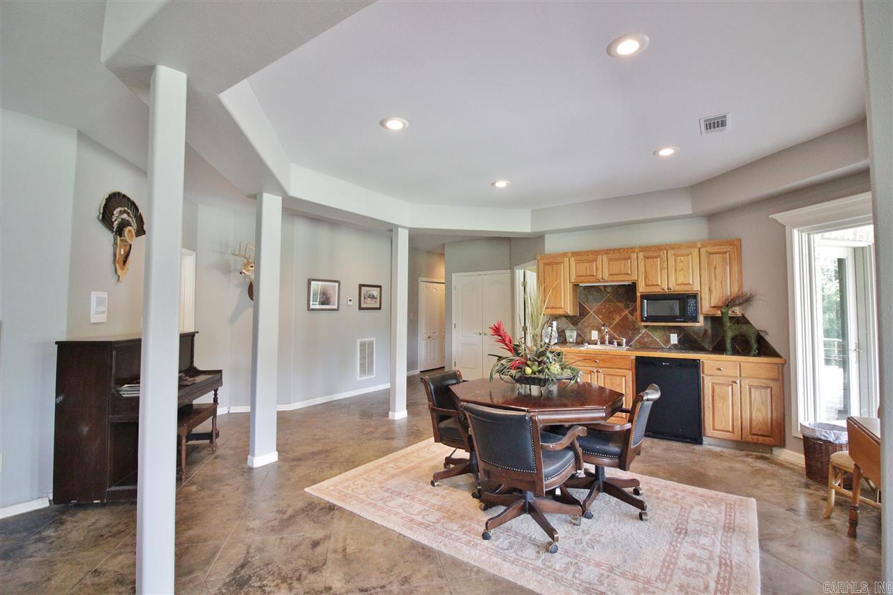 RIVER RANCH - Residential