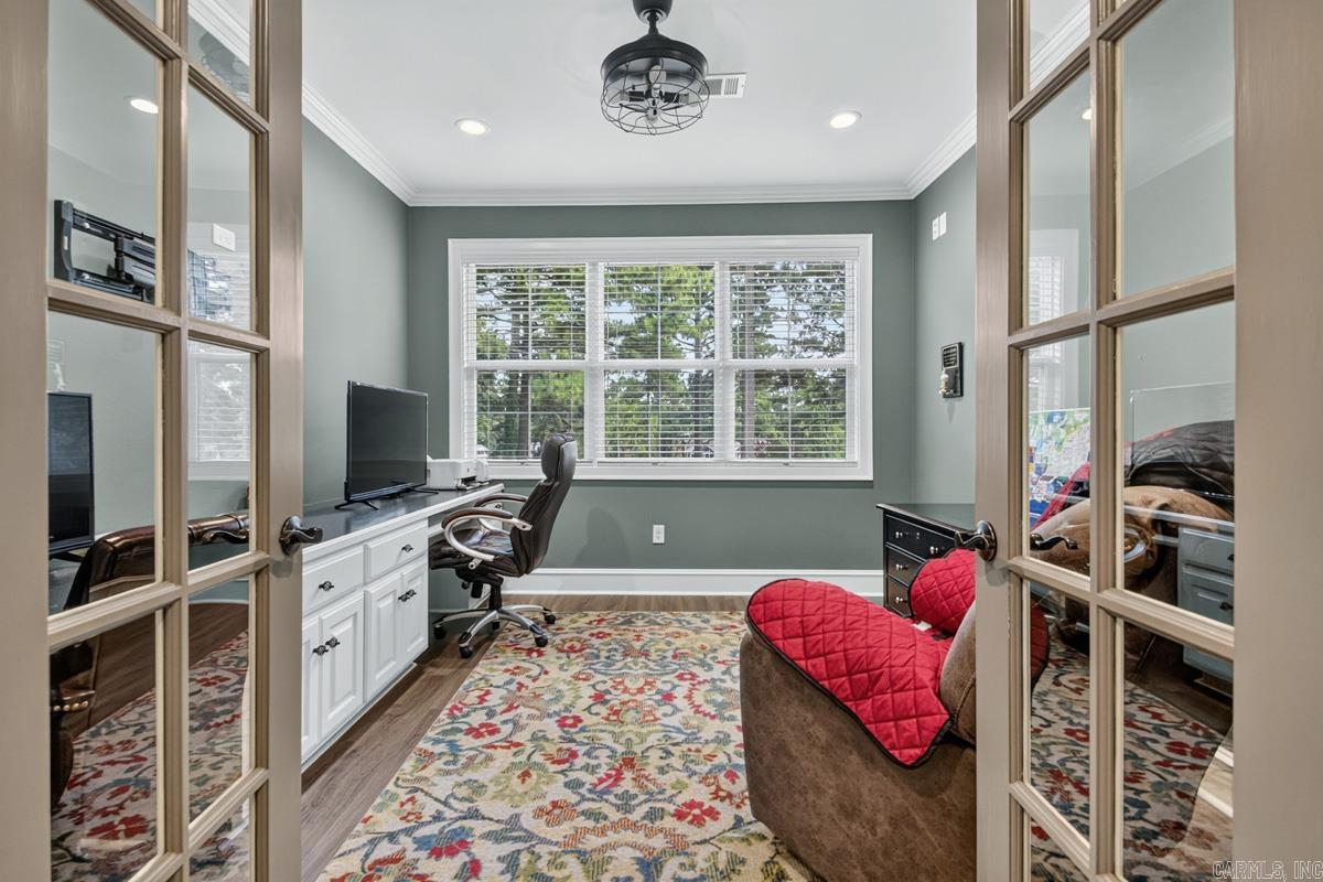 CENTENNIAL VALLEY - Residential