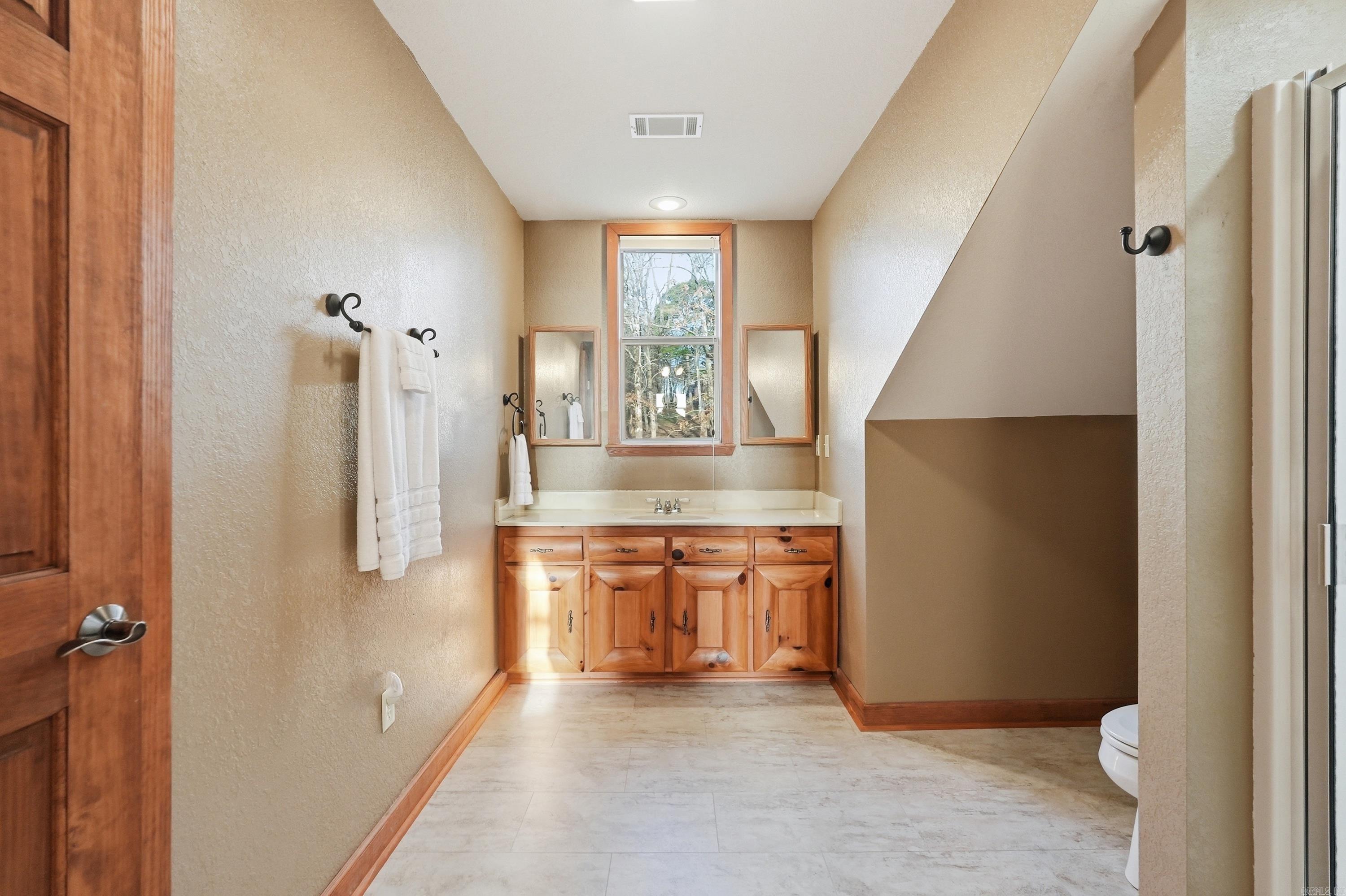 Watersedge Estates - Residential