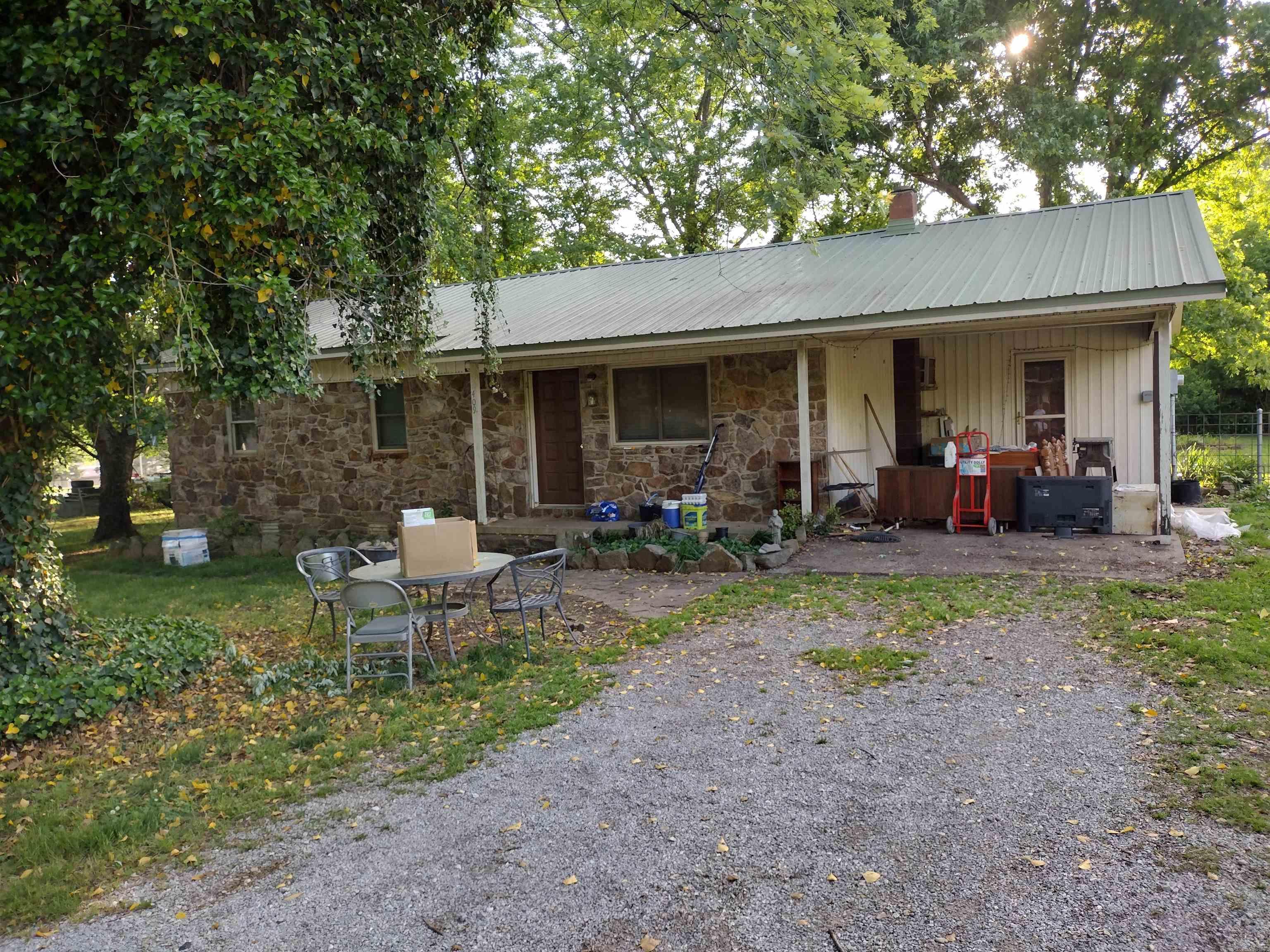 This Home is in a Great neighborhood looking for a 3 bed 1 bath home in town this home needs some updates but seems to be a solid home has new roof utility room is big enough you could add at least a half bath
