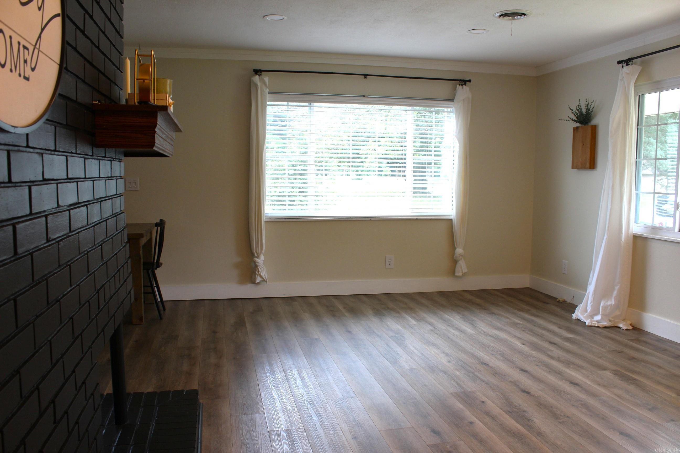 SPRING LAKE SUB - Residential