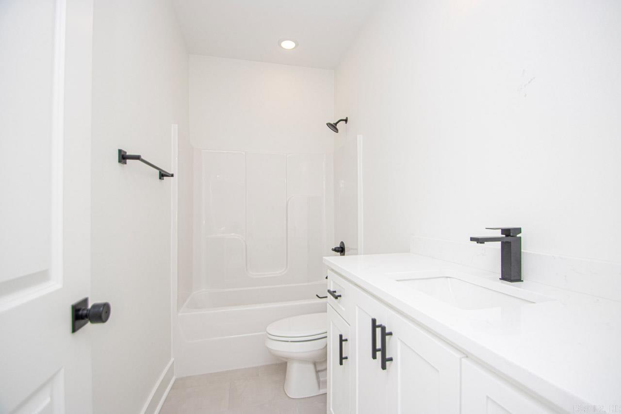 SPENCER CROSSING LLC - Residential