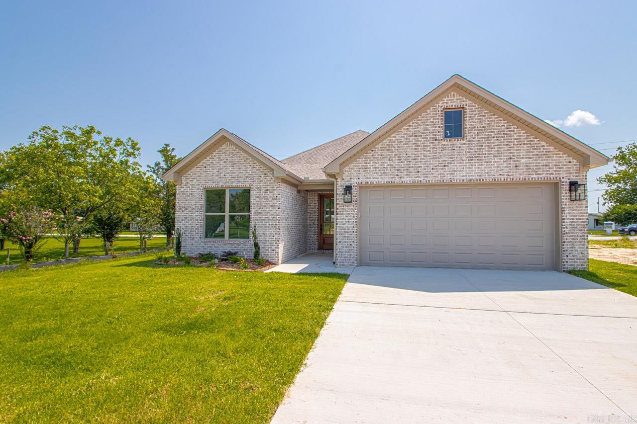 SPENCER CROSSING LLC - Residential