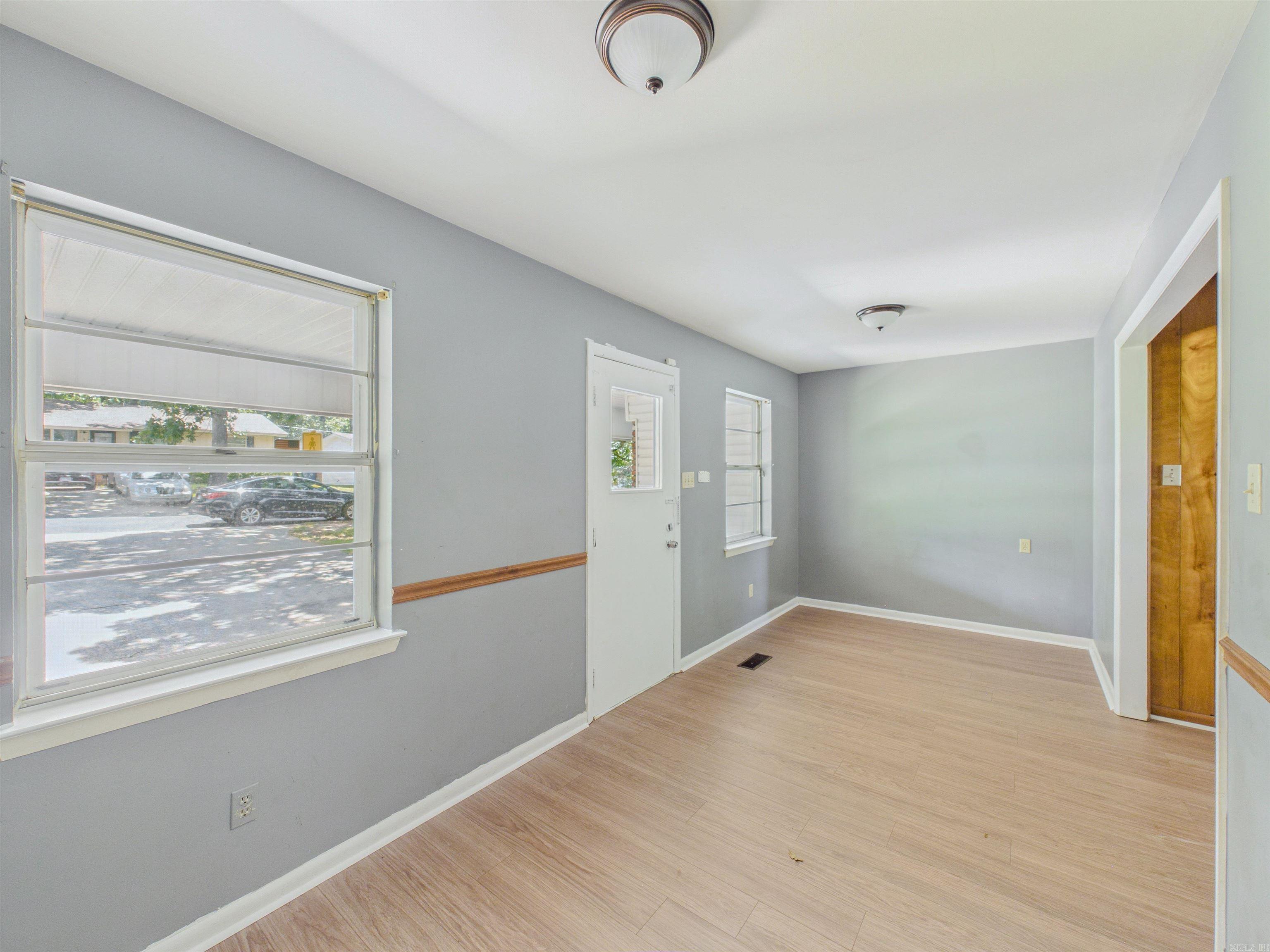 BROADVIEW - Residential