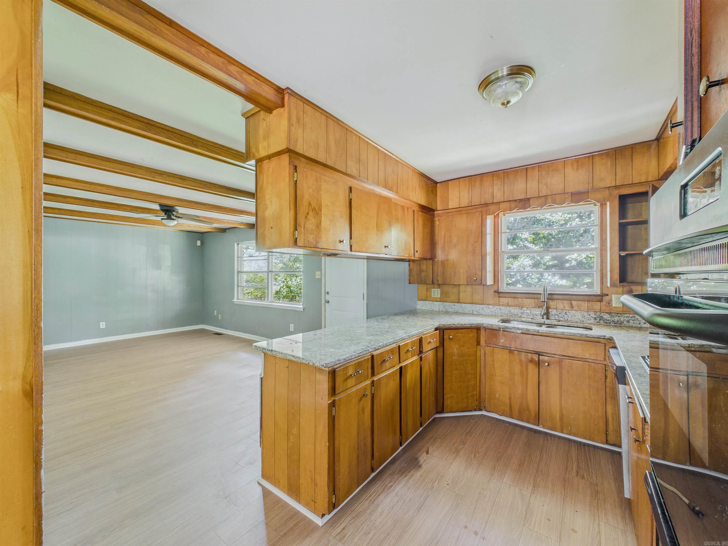 BROADVIEW - Residential