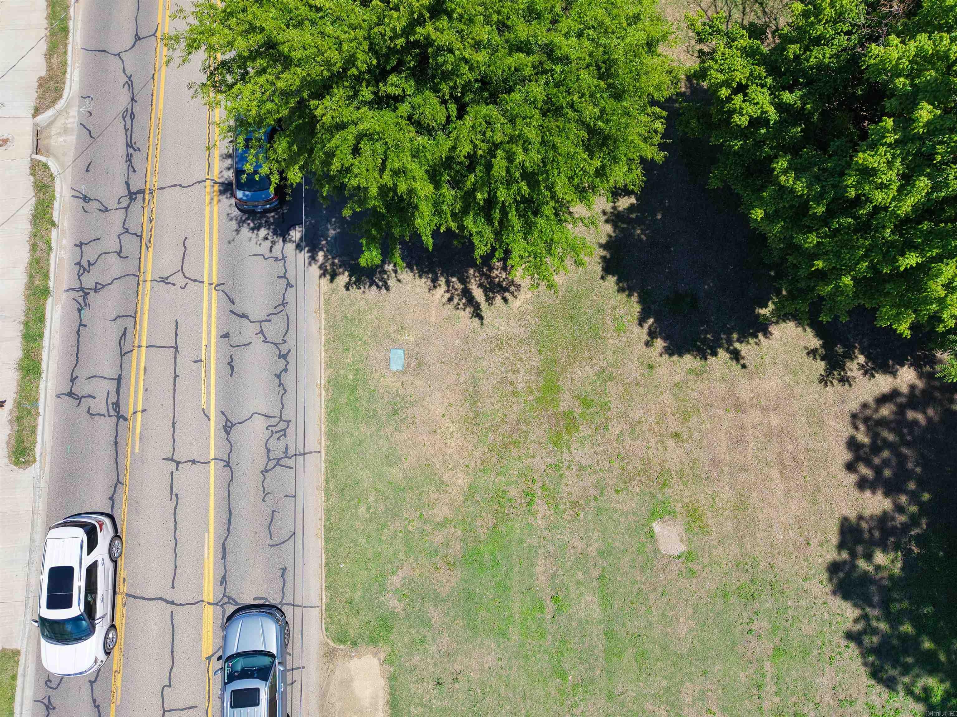 Washington Avenue - Land