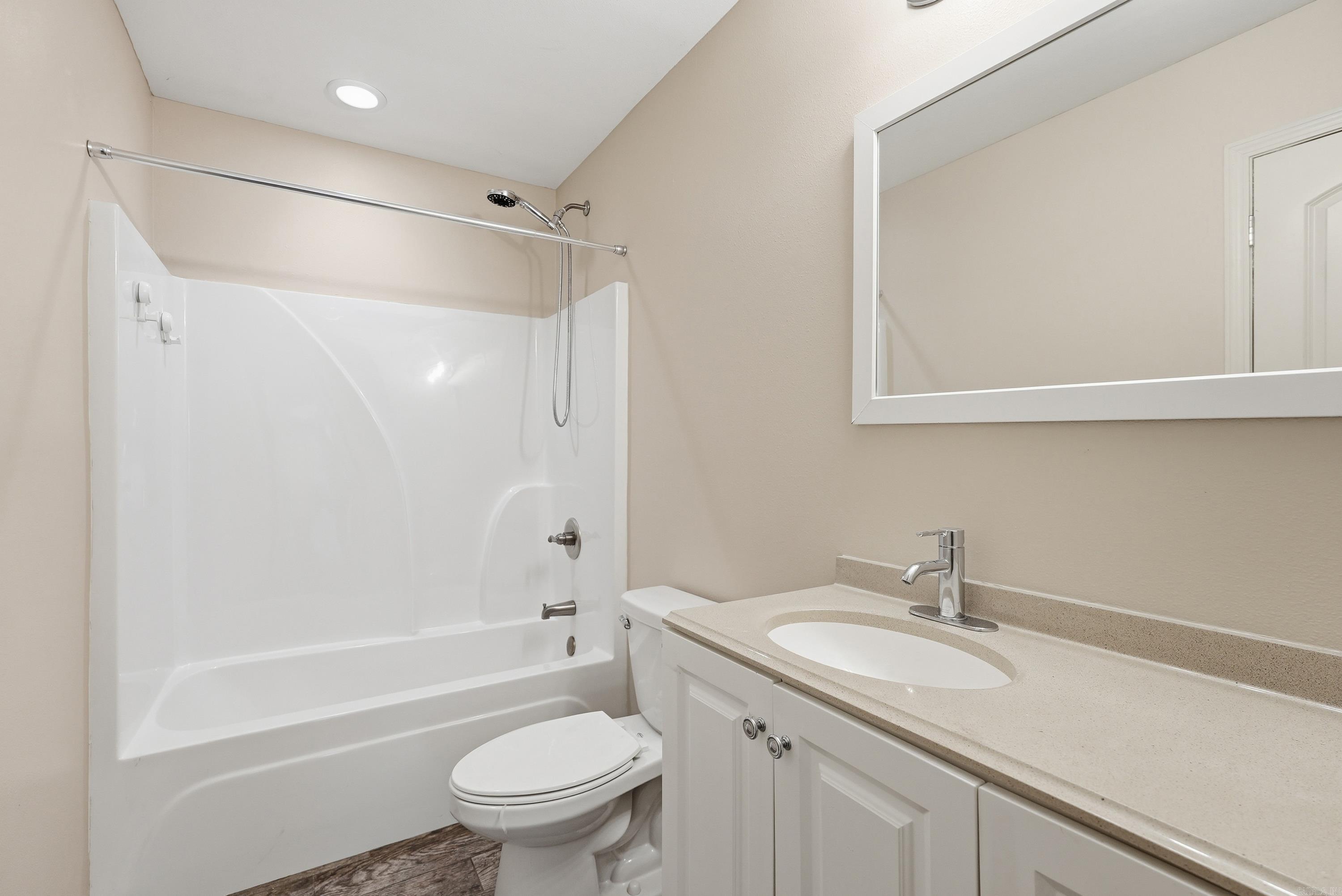 BROOKFIELD - Residential