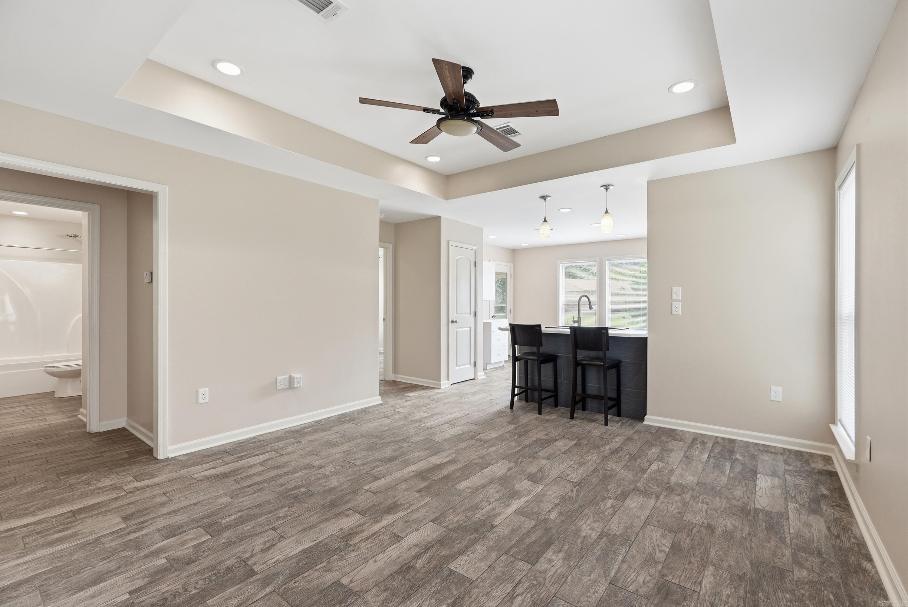 BROOKFIELD - Residential
