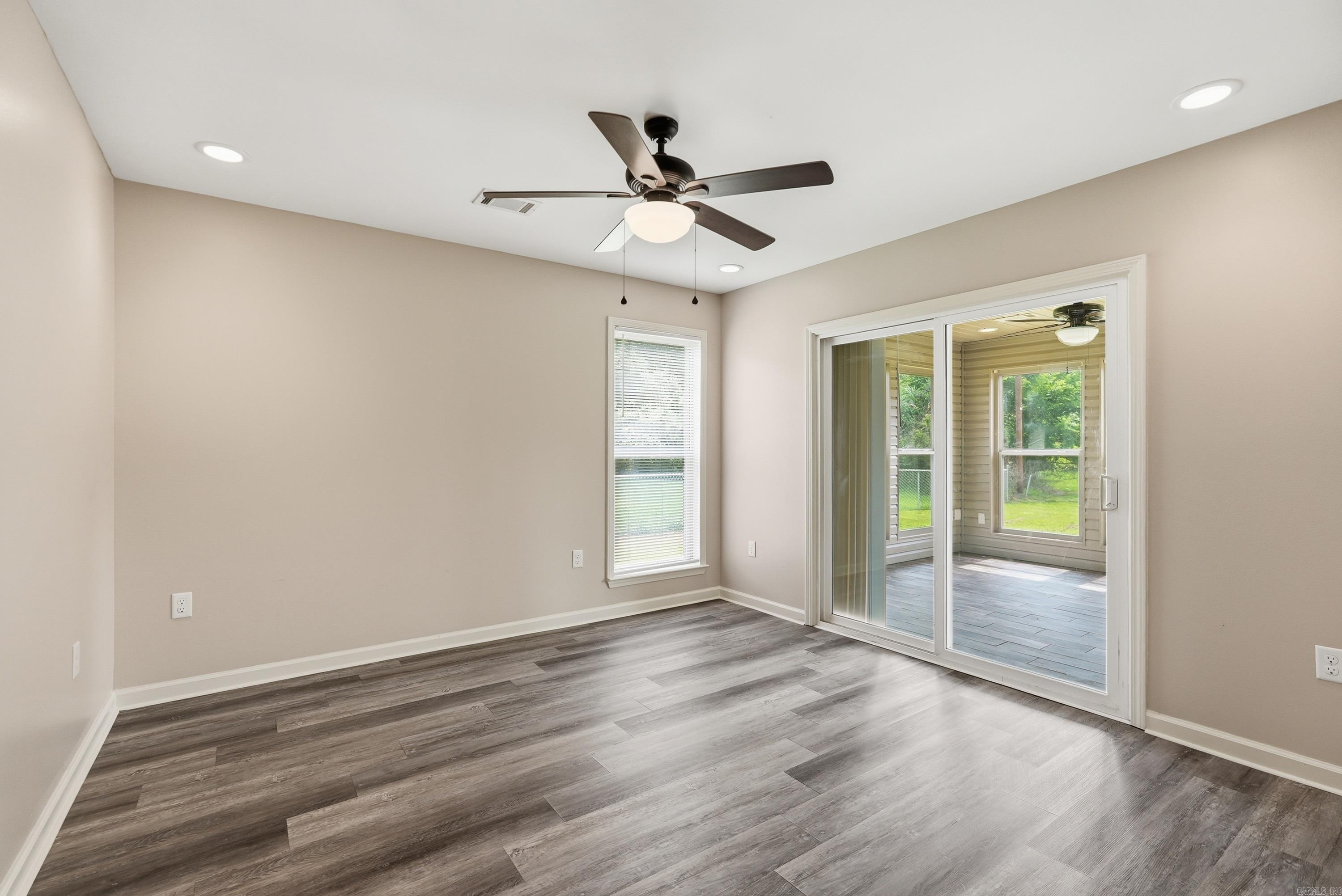BROOKFIELD - Residential