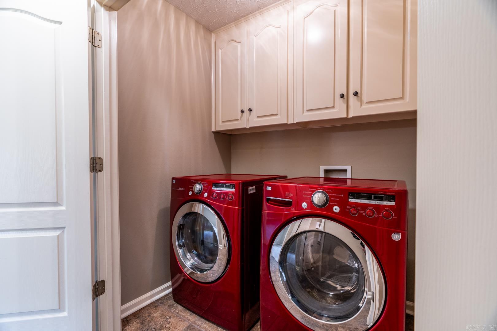 SMITHFIELD - Residential