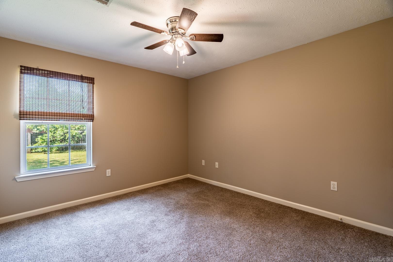 SMITHFIELD - Residential