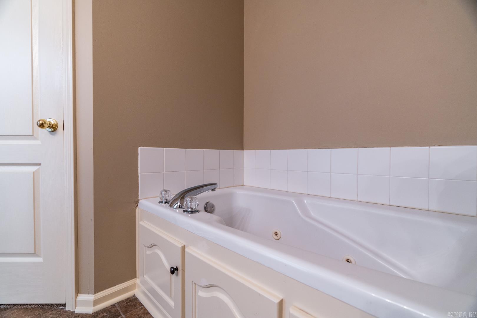 SMITHFIELD - Residential