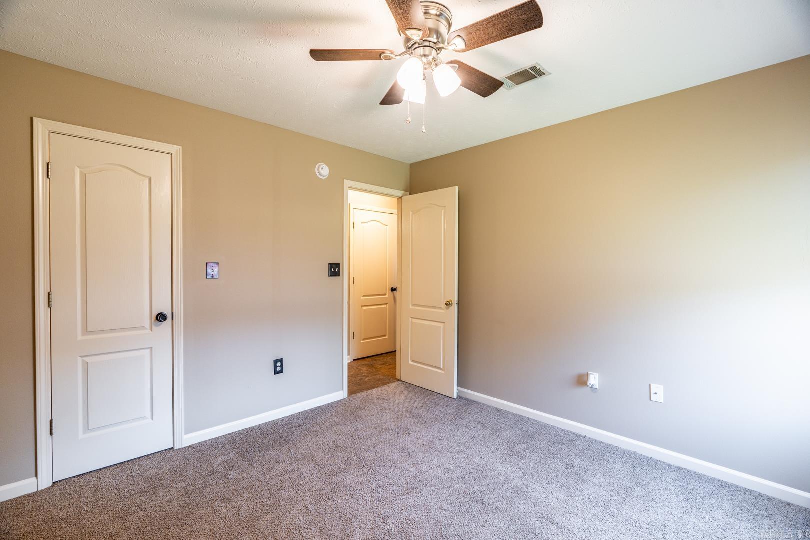SMITHFIELD - Residential