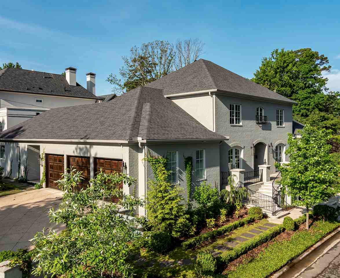 LONGFELLOW CIRCLE - Residential