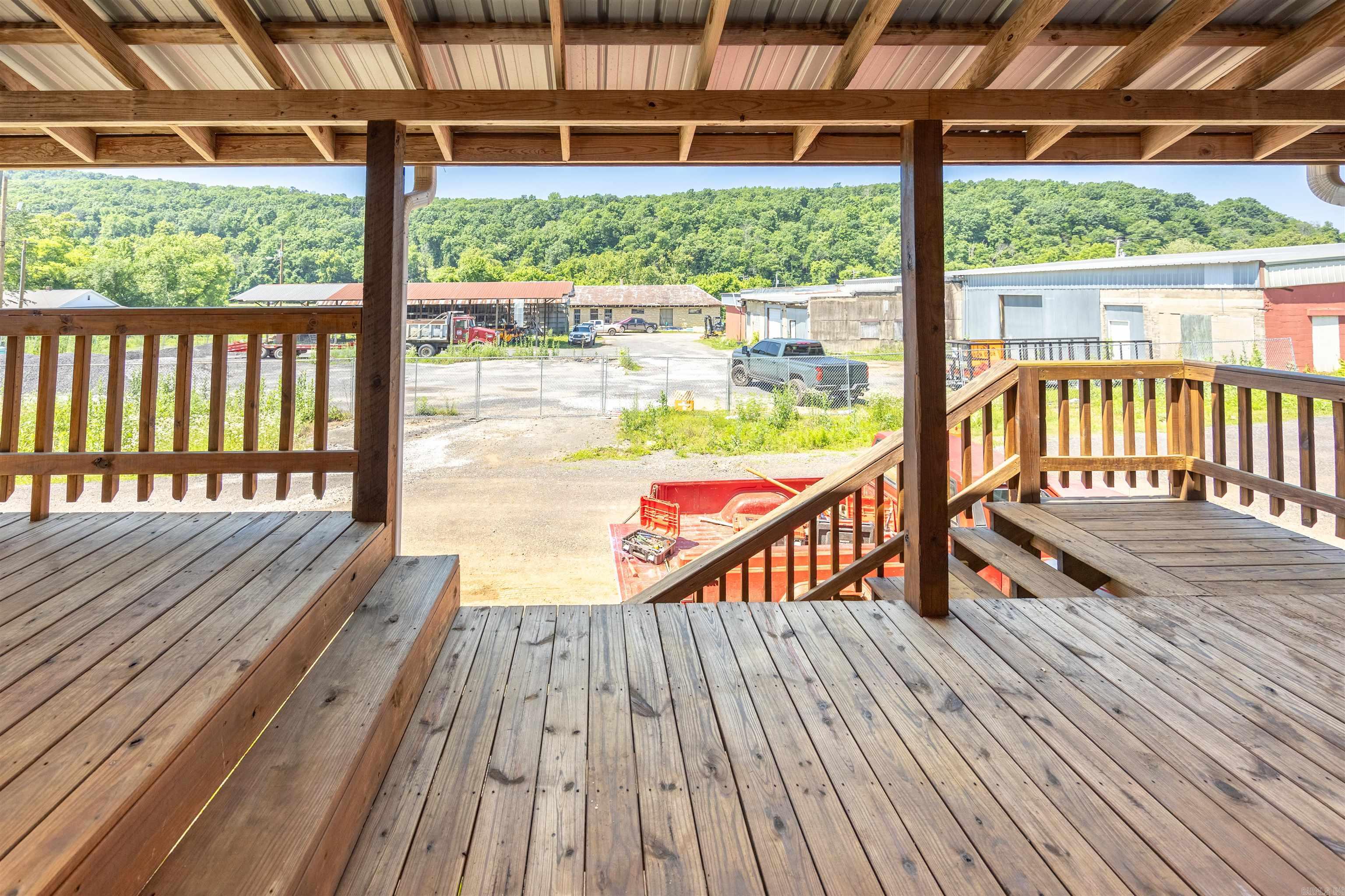 Leslie Original Town - Residential