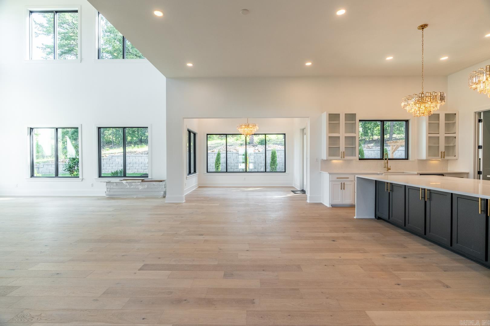 CHENAL VALLEY "FALSTONE COURT" - Residential