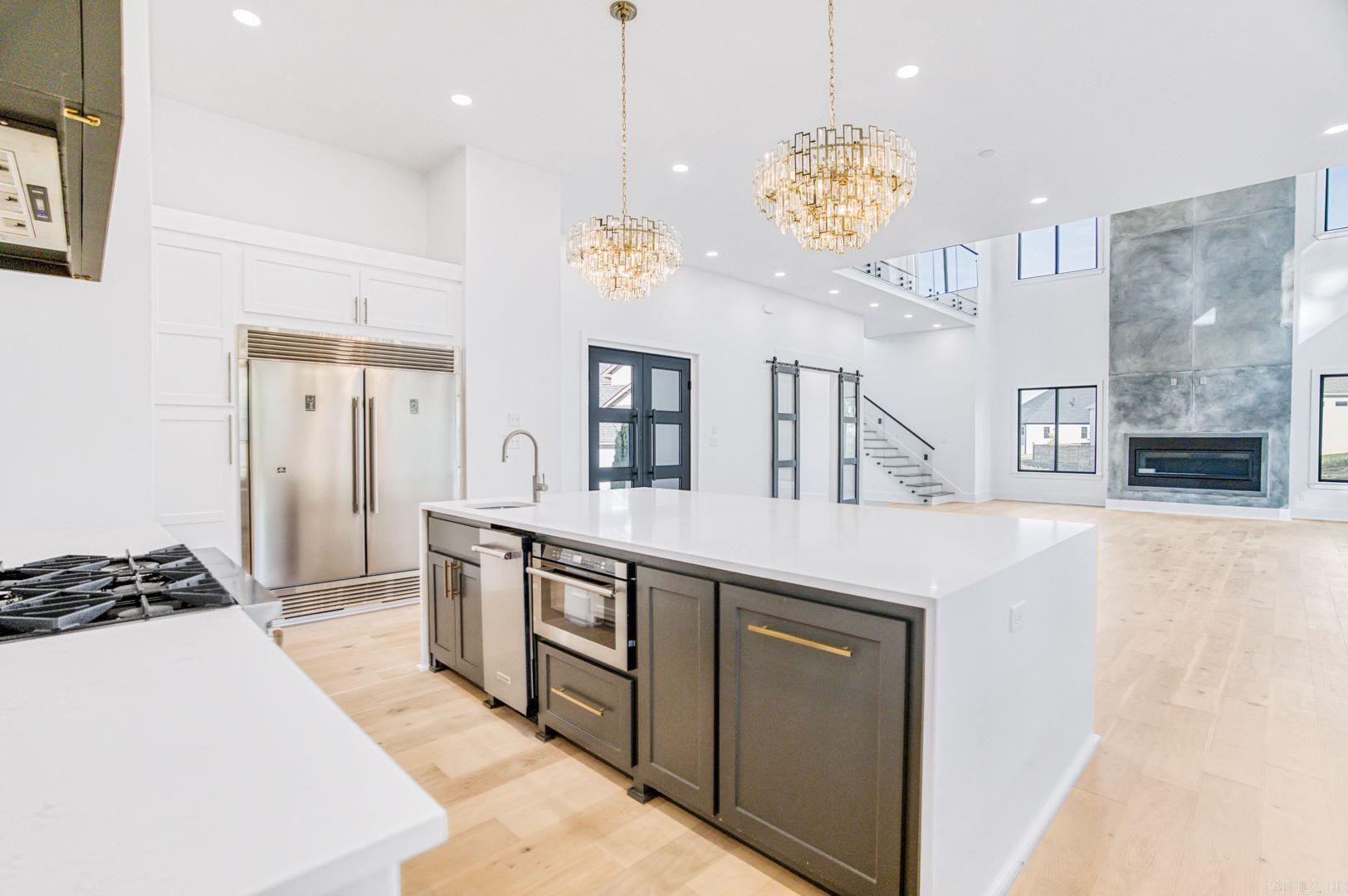 CHENAL VALLEY "FALSTONE COURT" - Residential