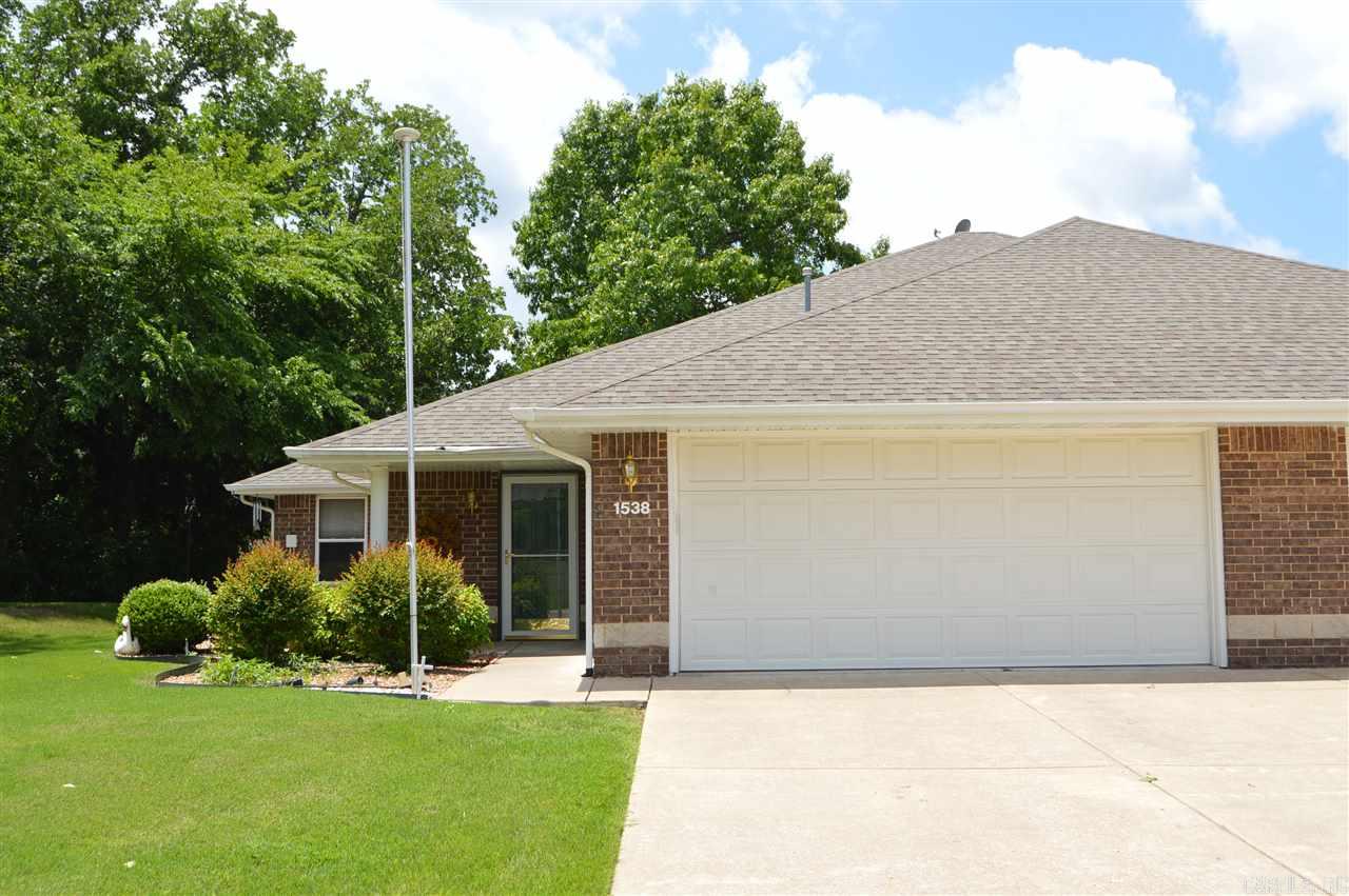 Beautiful updated 3 bed and 2 bath unit in The Meadows.  Corian countertops ceramic Backsplash, New carpet, Roof in 2014, Newer High Efficiency HVAC, Plenty of Square footage to spread out in.  Spend your time enjoying life with no lawn care.