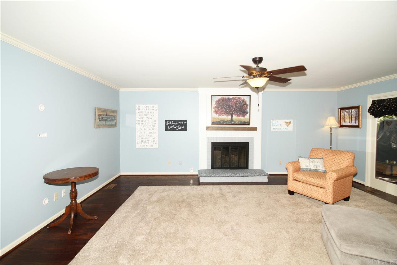 LONGLEA - Residential