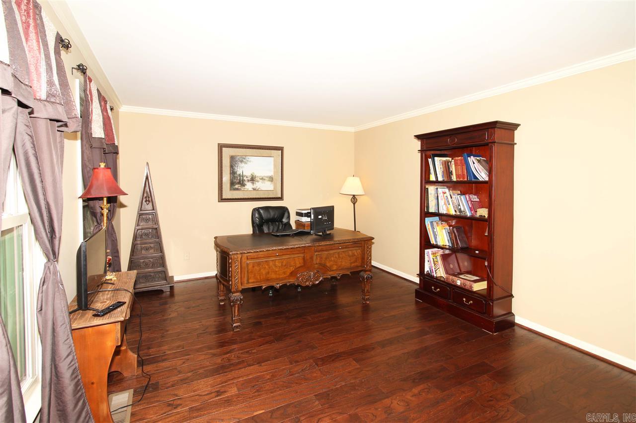 LONGLEA - Residential