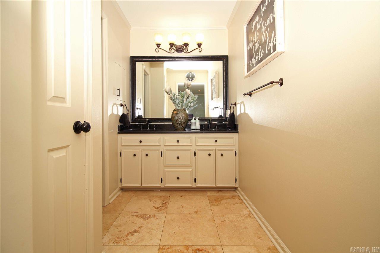 LONGLEA - Residential