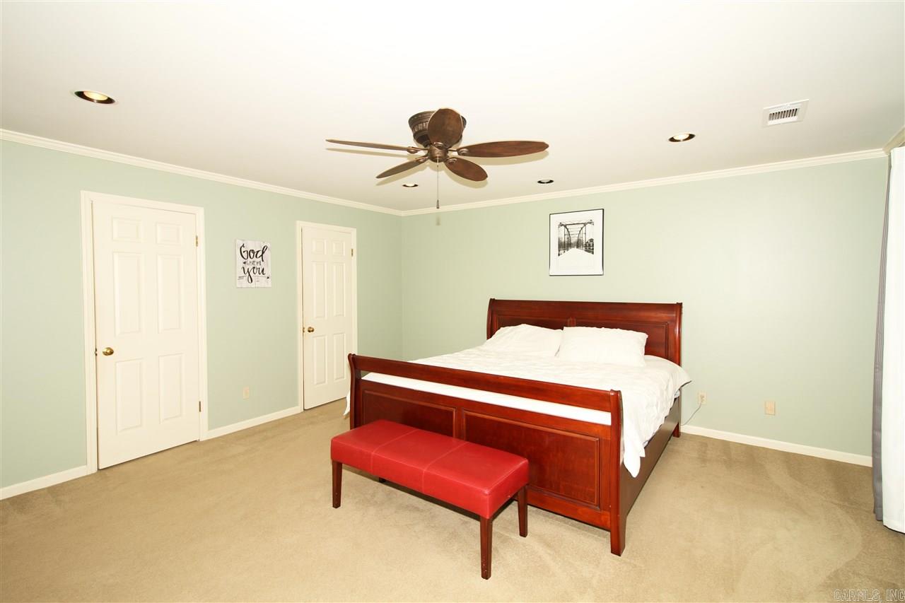 LONGLEA - Residential