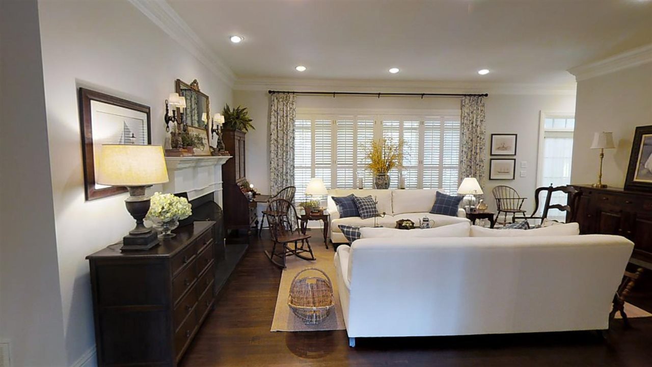 Nob Hill - Residential