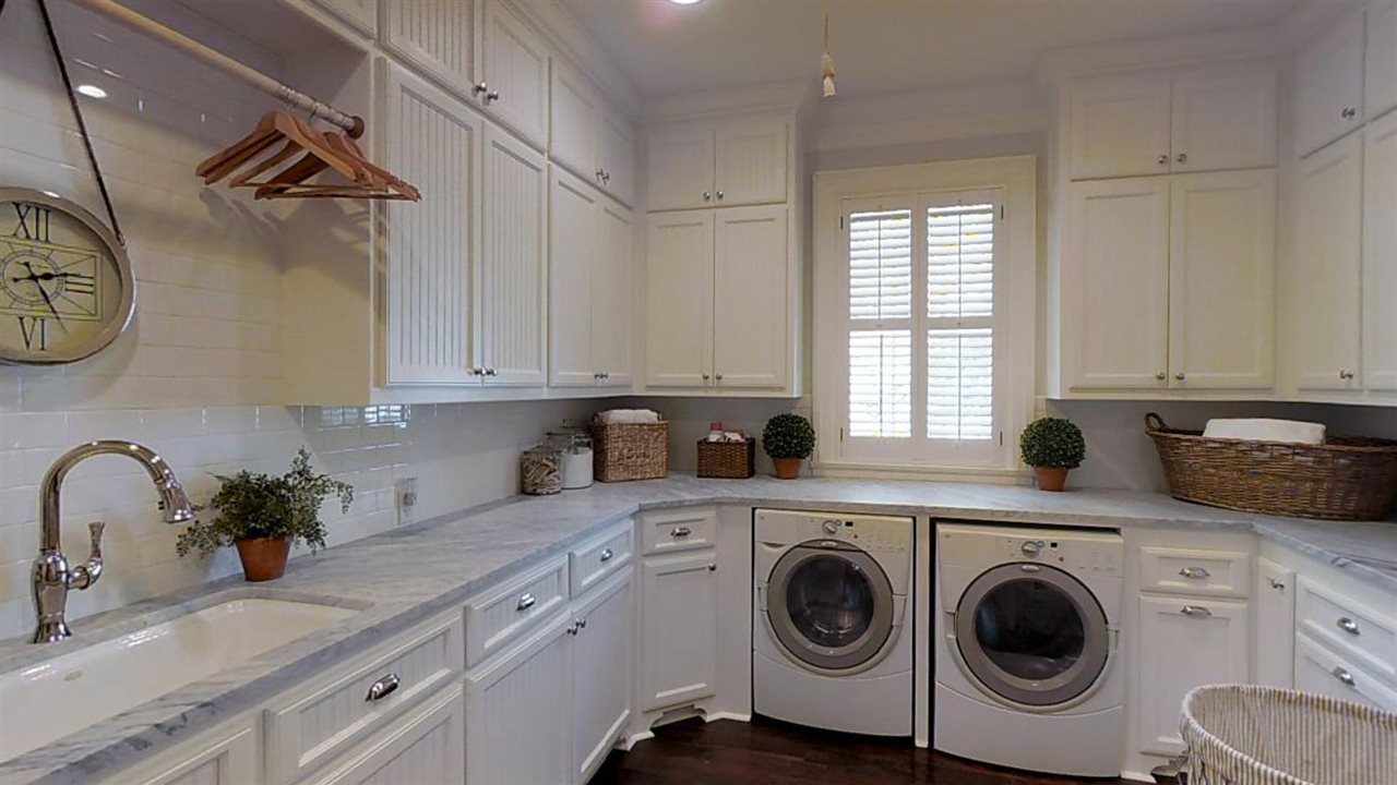 Nob Hill - Residential