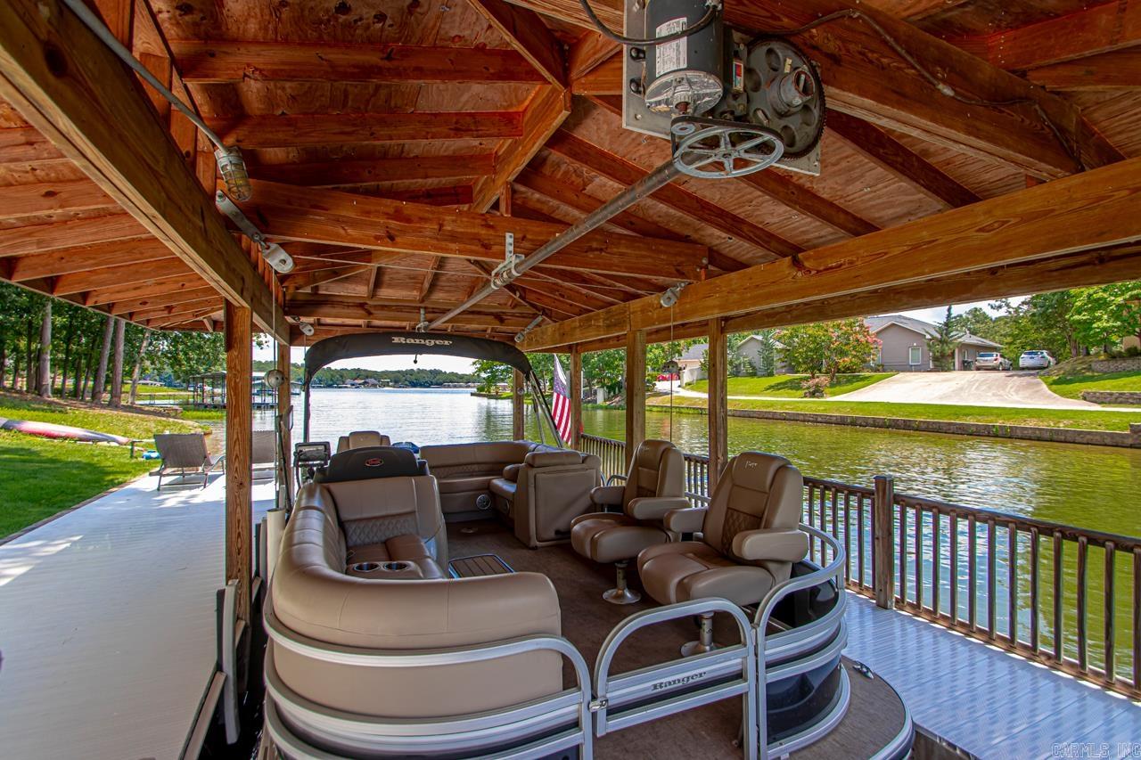STONEGATE SHORES - Residential