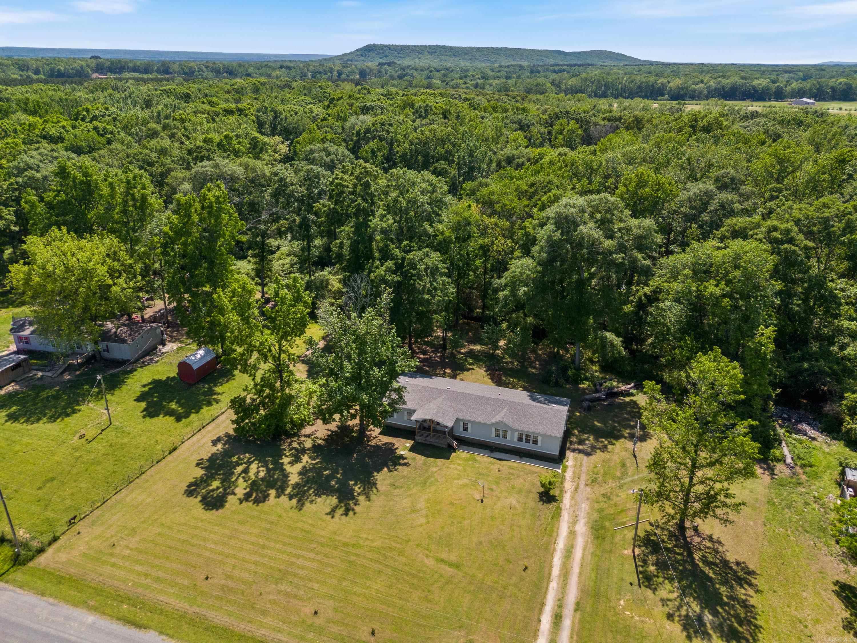 BROOKHAVEN ESTATES - Residential
