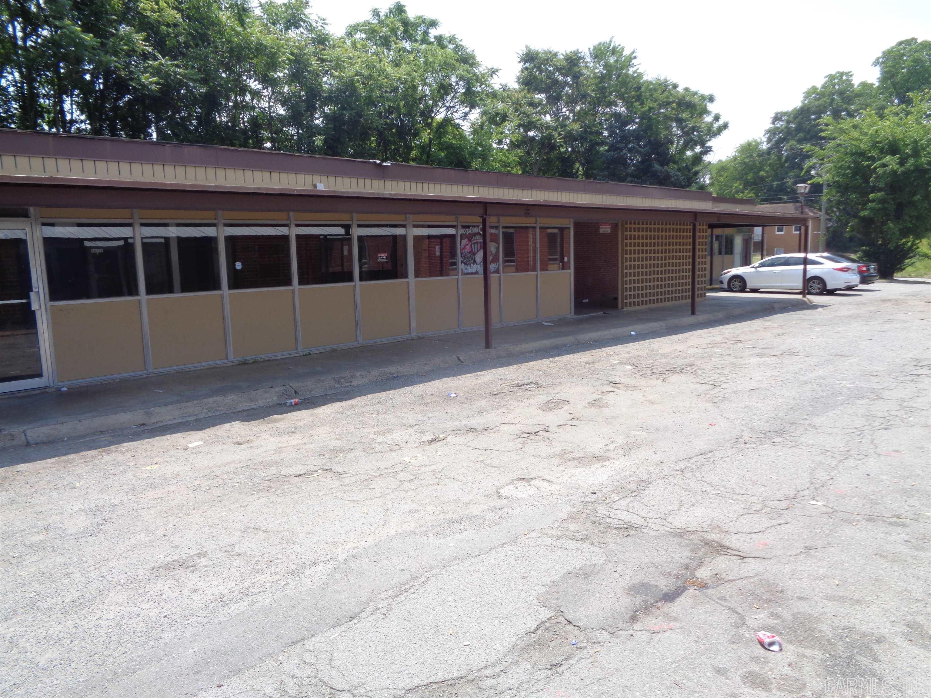 Centennial - Commercial Sale
