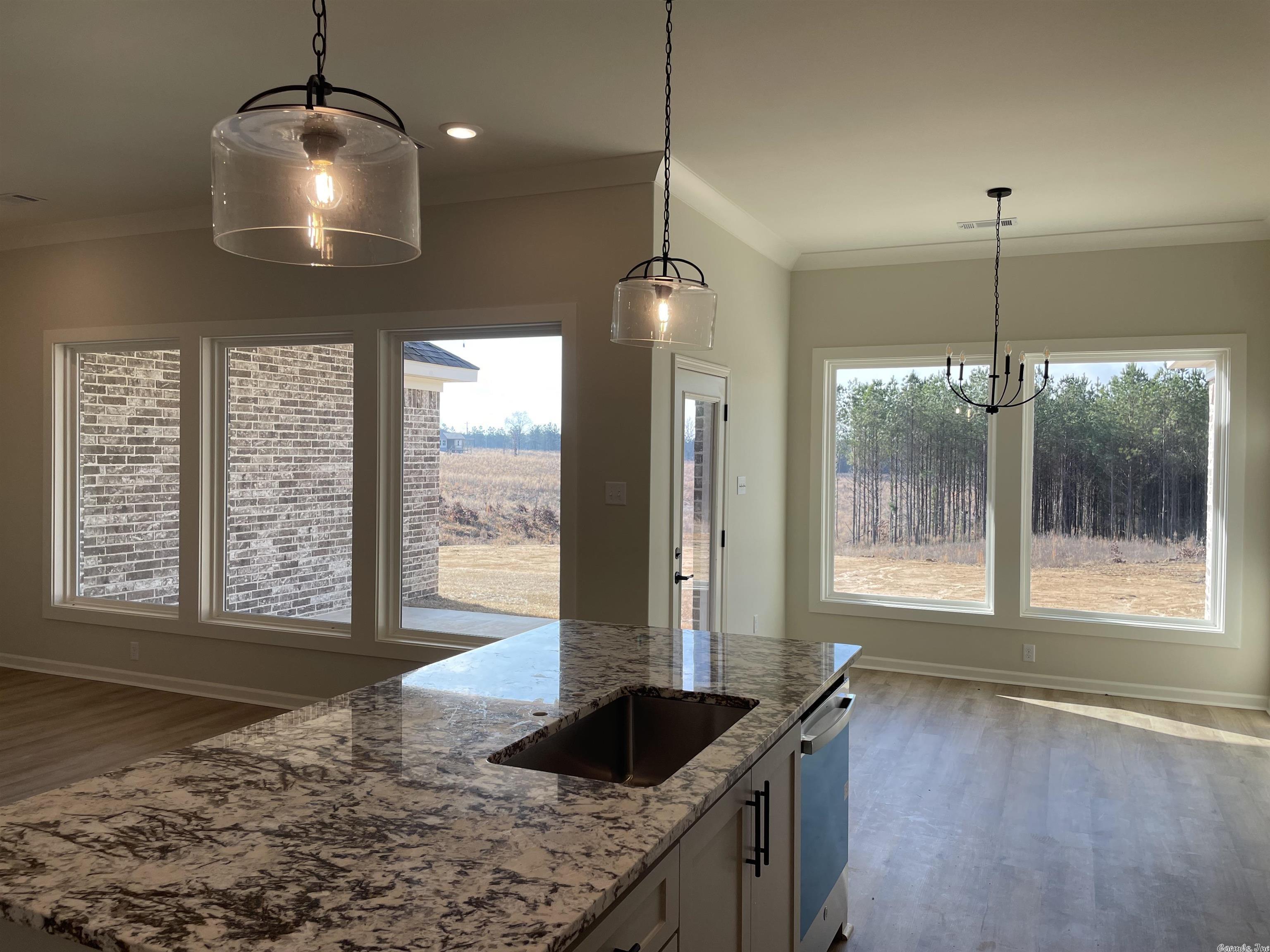 TIMBER POINT - Residential