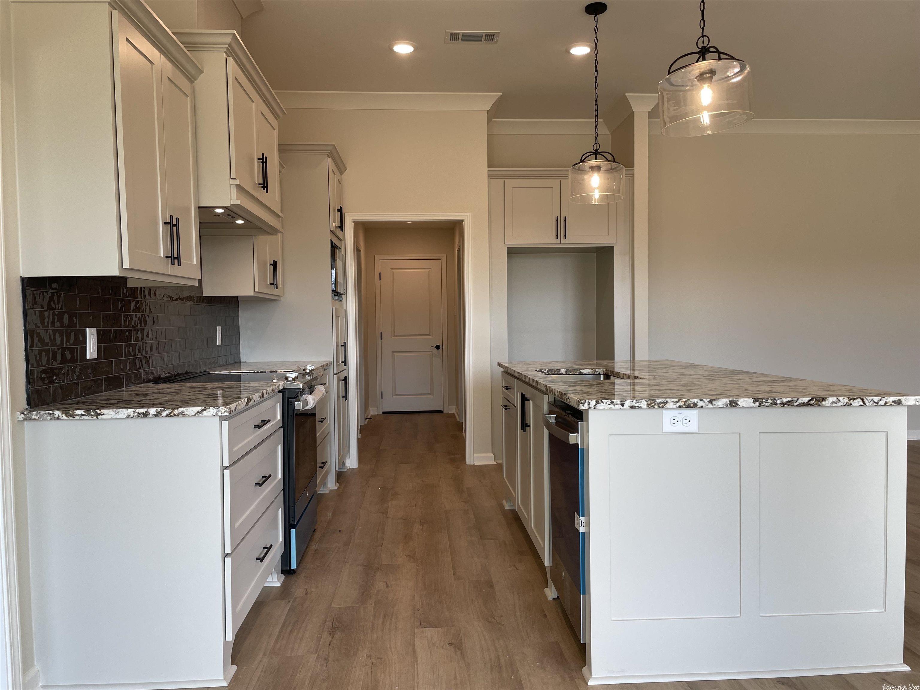 TIMBER POINT - Residential