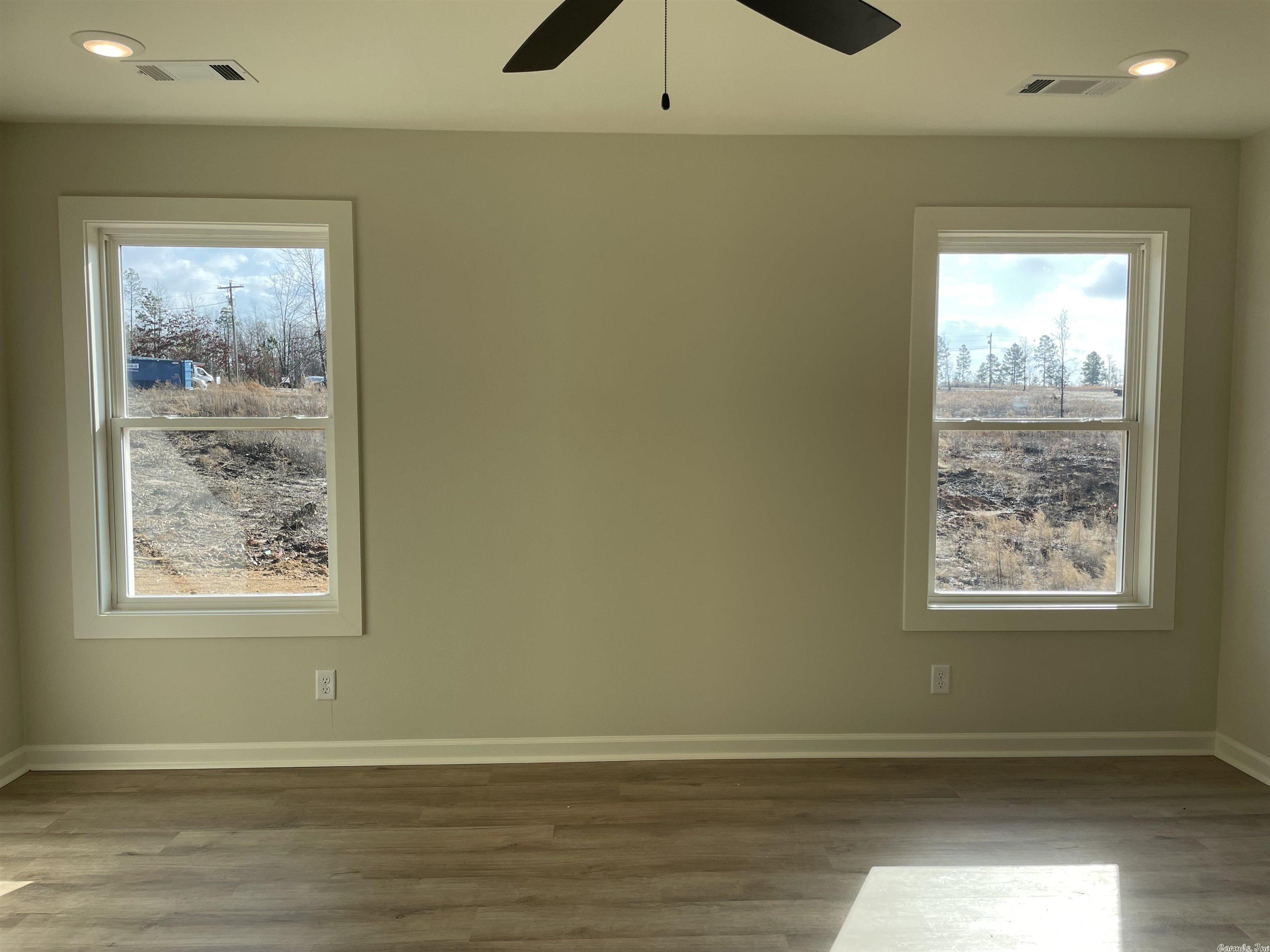 TIMBER POINT - Residential
