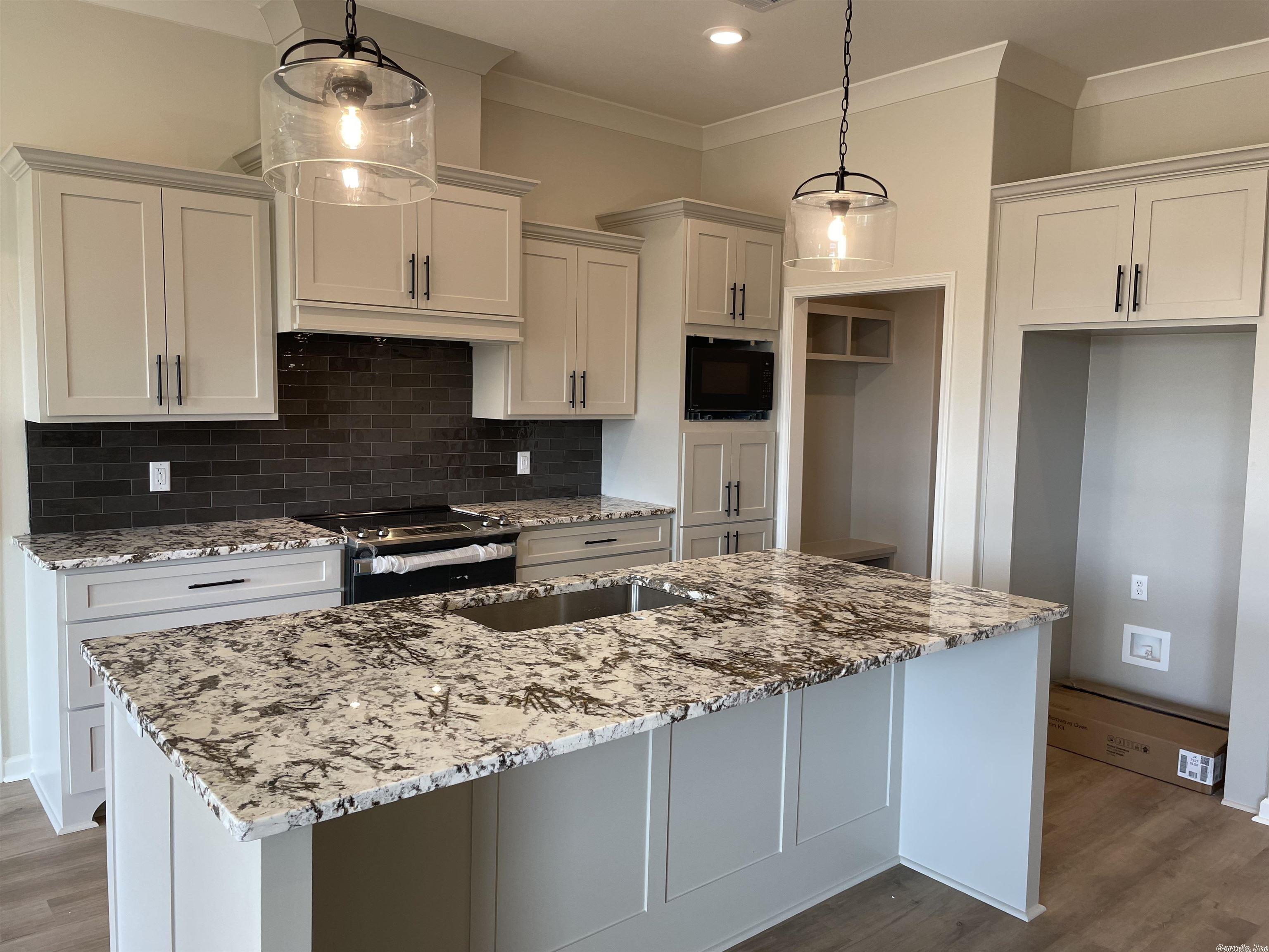TIMBER POINT - Residential