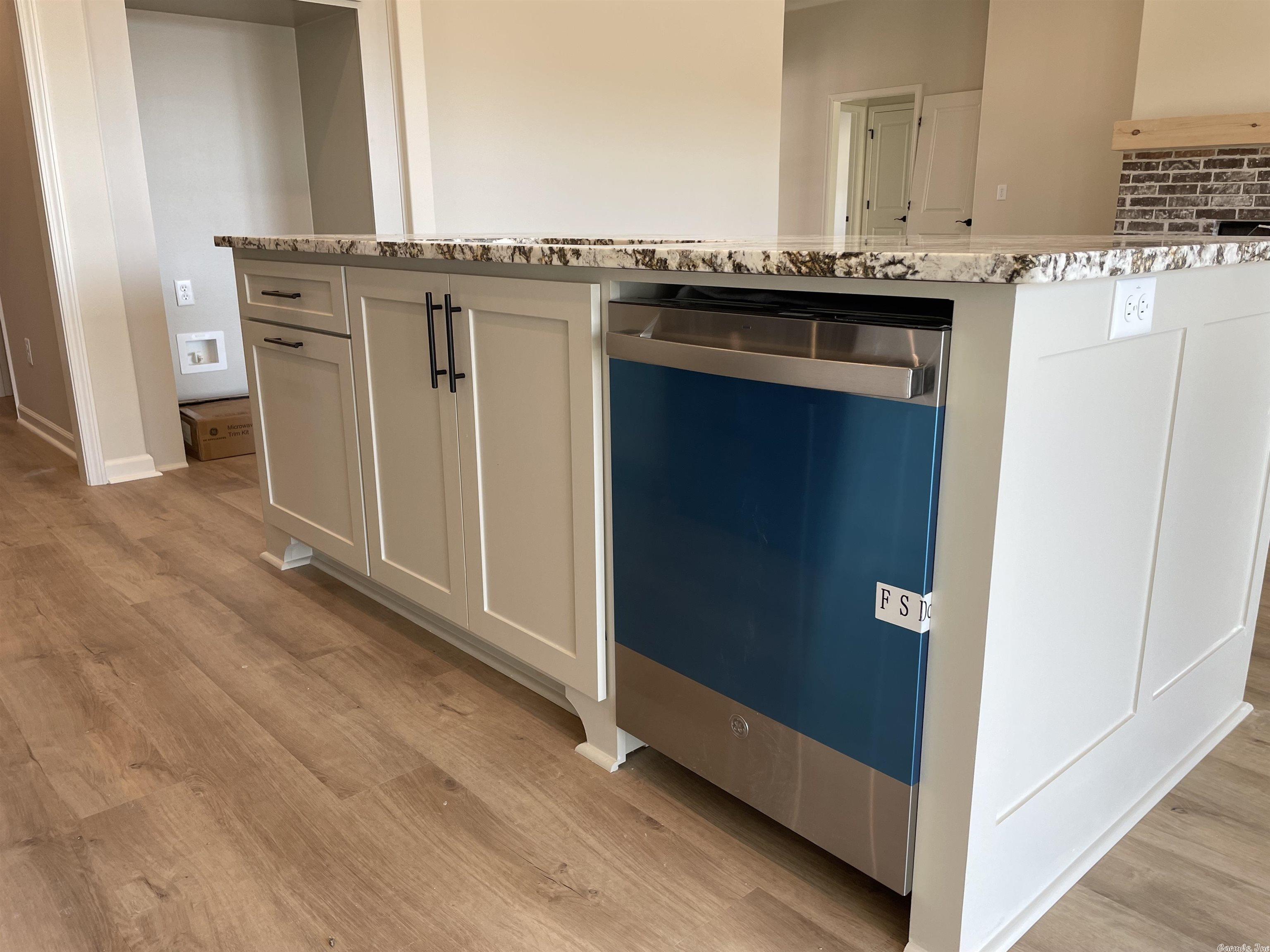 TIMBER POINT - Residential