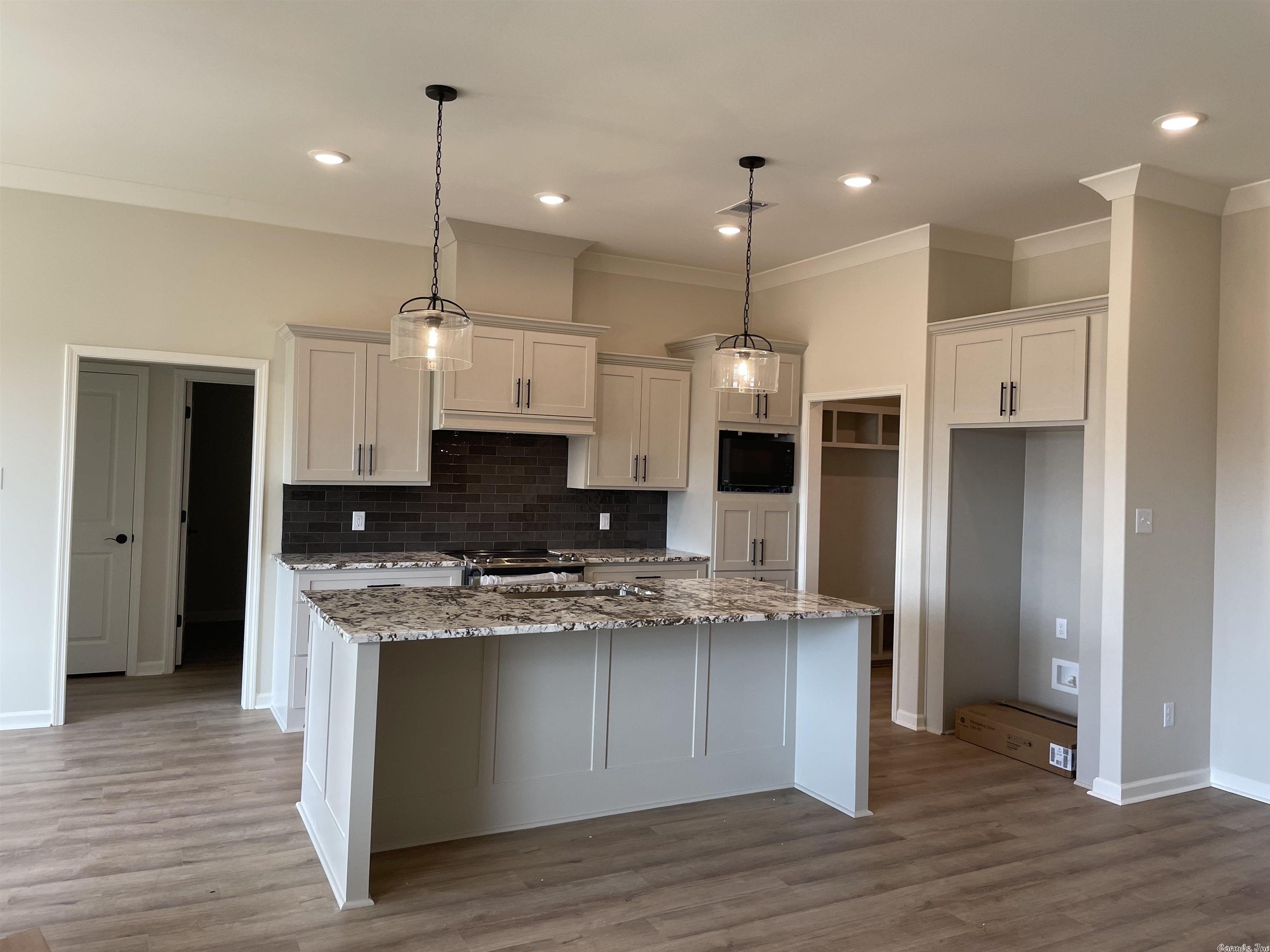 TIMBER POINT - Residential