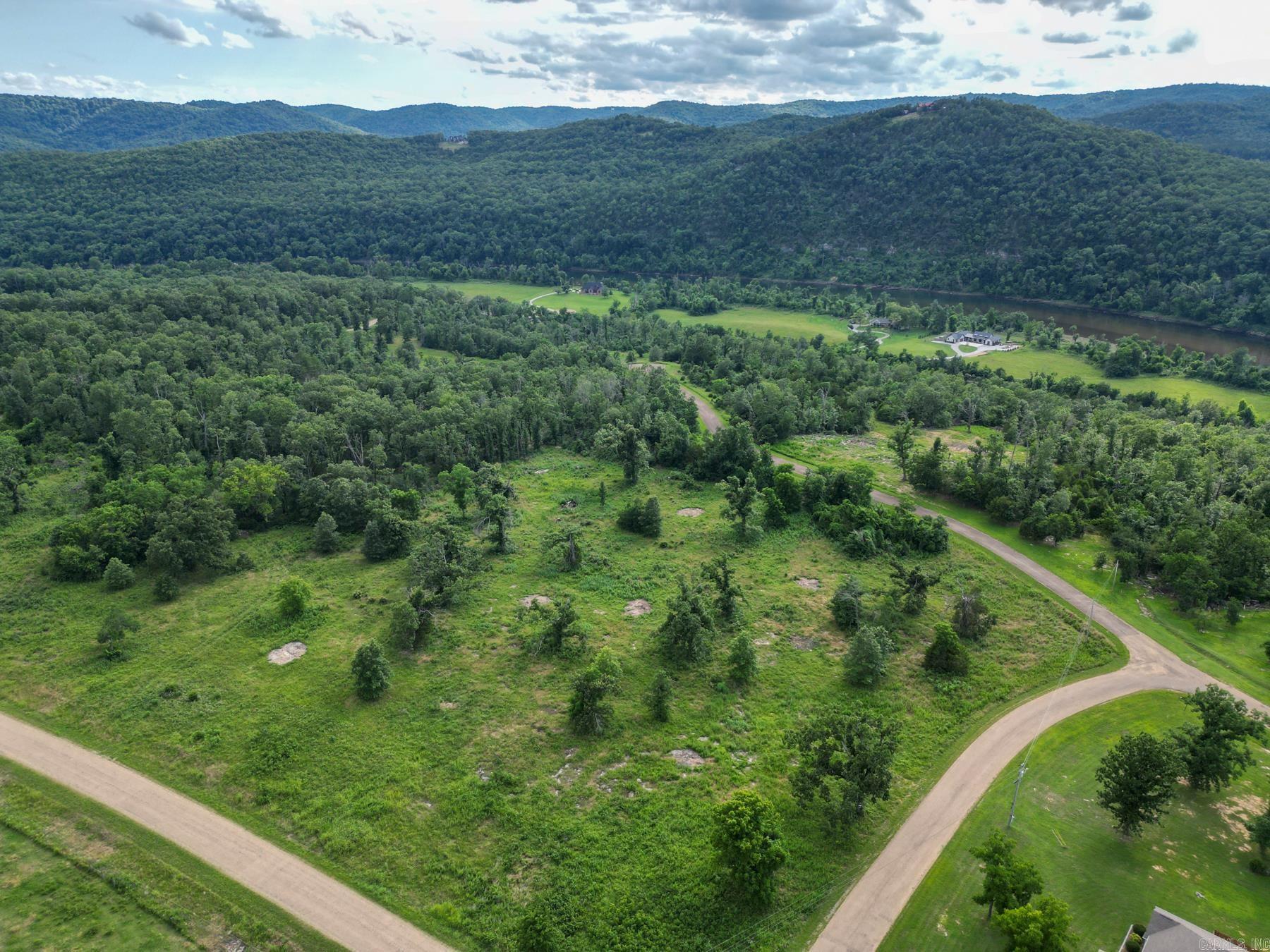 White River Valley - Land